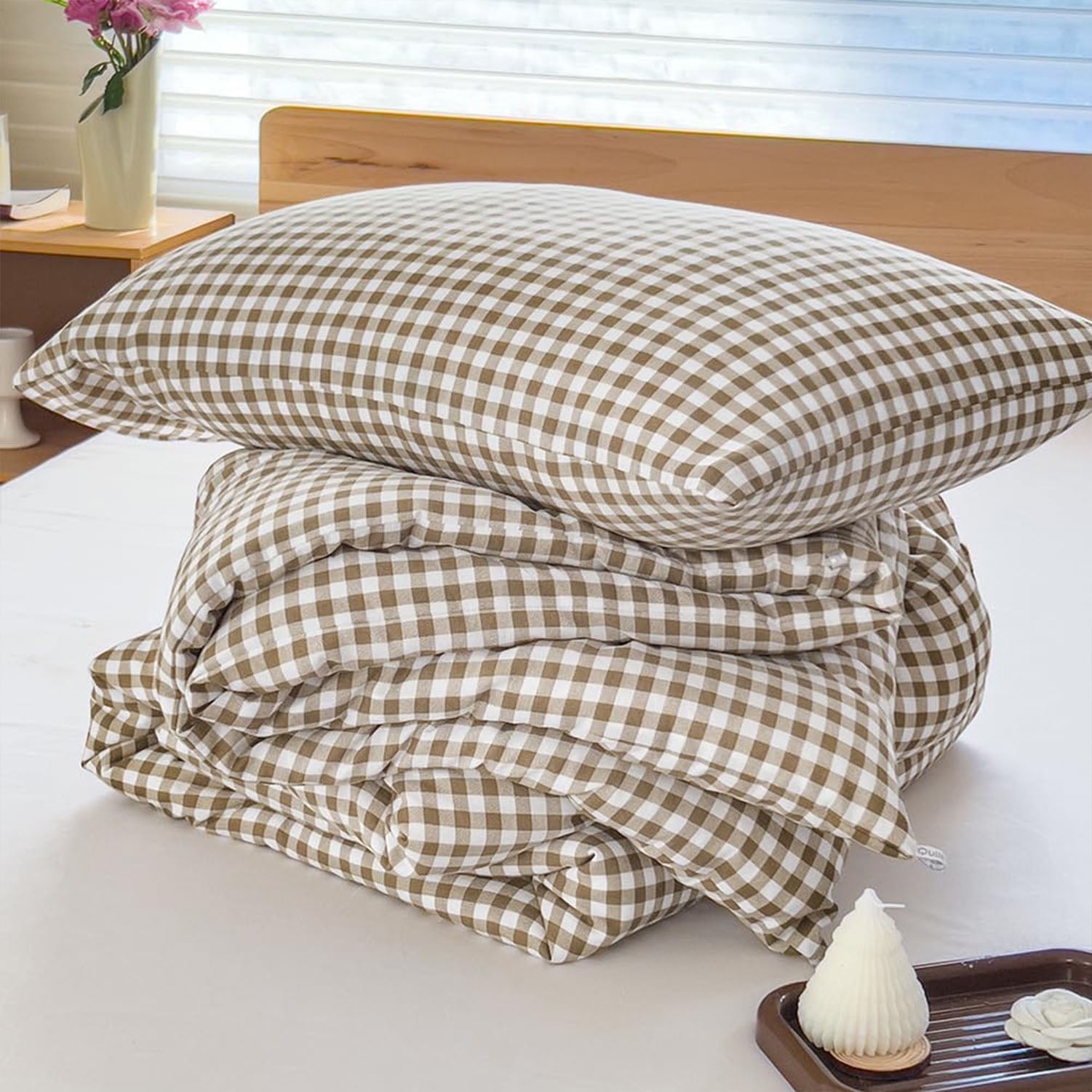 All-Season Tan Gingham Queen Comforter Set, Taupe Plaid Bedding Set, Checked Bed Comforter 3 Pieces(Tan Gingham, Queen) - Cloud-Like Soft Lightweight Bed Comforter Detail
