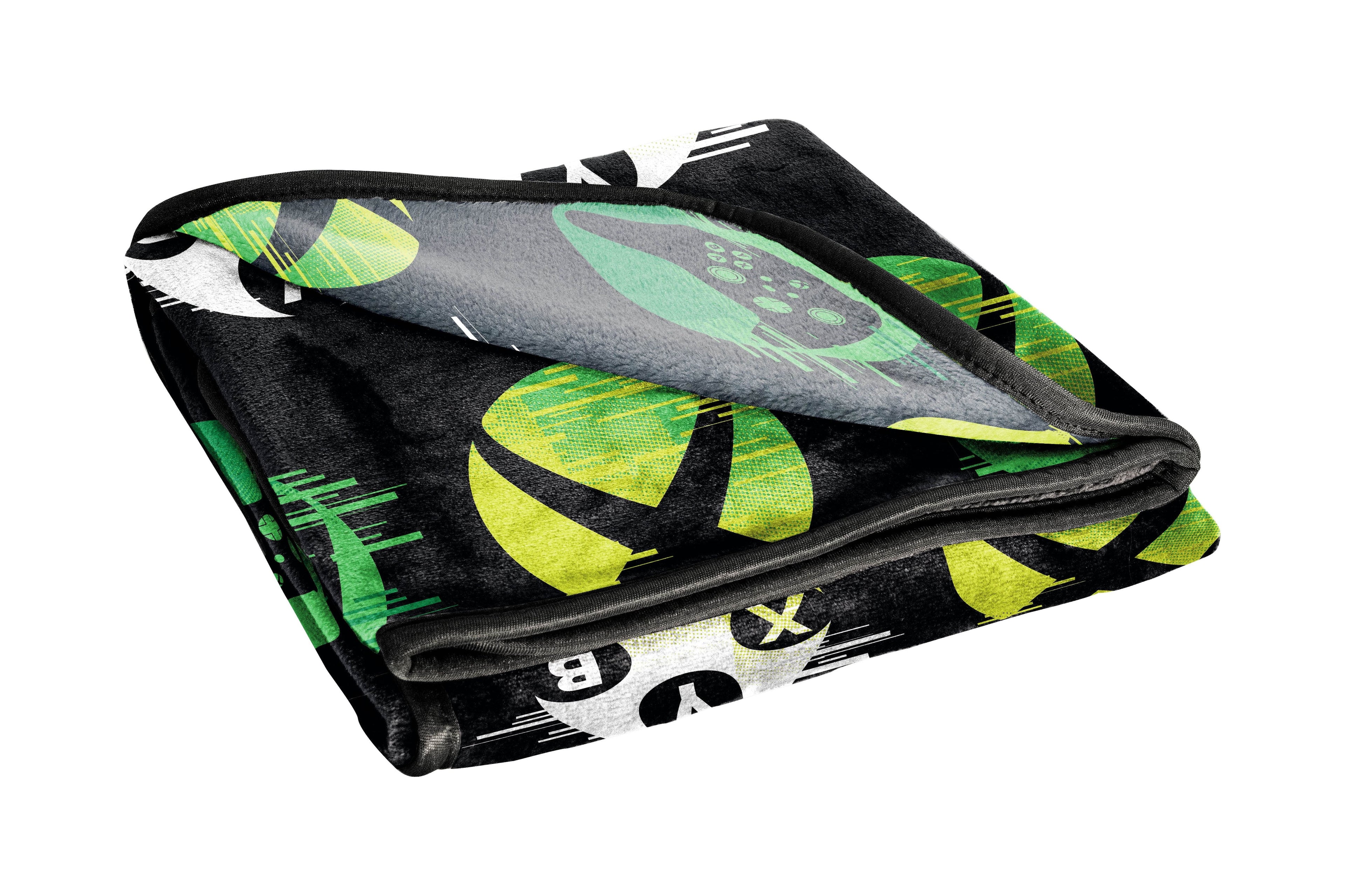 Decorative Knitted Head Glow In The Dark Kids Throw Blanket, 46 x 60, Microfiber, Black - Cozy Fleece Throw Blanket for Couch & Bed Detail