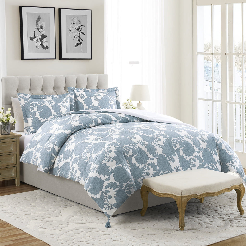 Heavyweight Warmth Veronica 3-Piece Blue Floral Cotton Slub Comforter Set, King - Luxurious Quilted Duvet Cover Set Detail