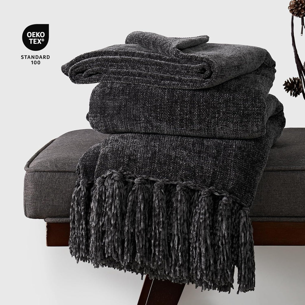 Lightweight Warm Soft Chenille Throw Blanket for Couch, Cozy Plush Fuzzy Decorative Chenille Knit Throw Blanket with Tassels, Lightwei... - Super Soft Reversible Sherpa Flannel Blanket Detail