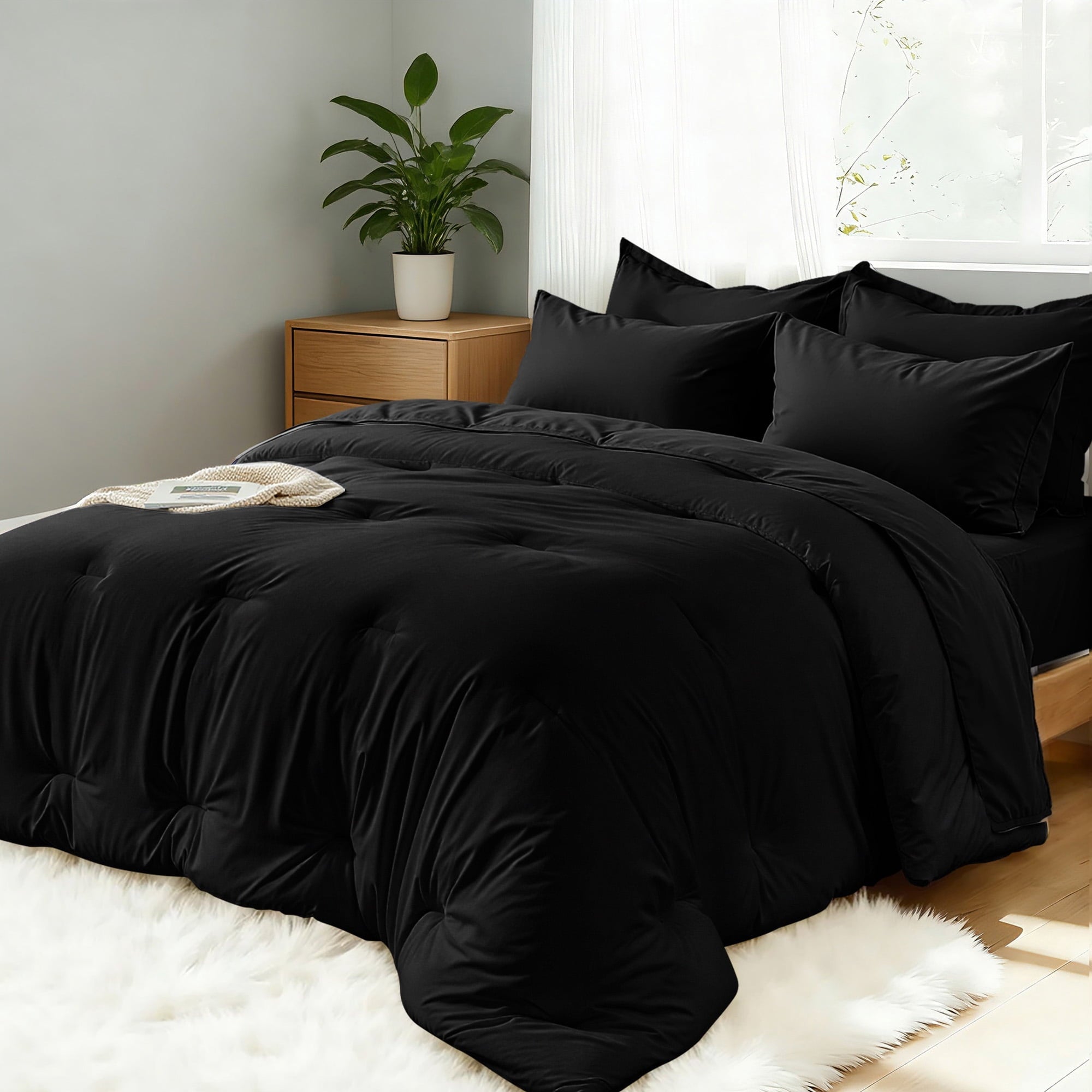 All-Season 5-Piece Bed in Bag - Twin Size Comforter Sets, Pillowcases & Sheet Collection for Cozy Bedding Sets Black - All-Season Down Alternative Comforter Insert Detail