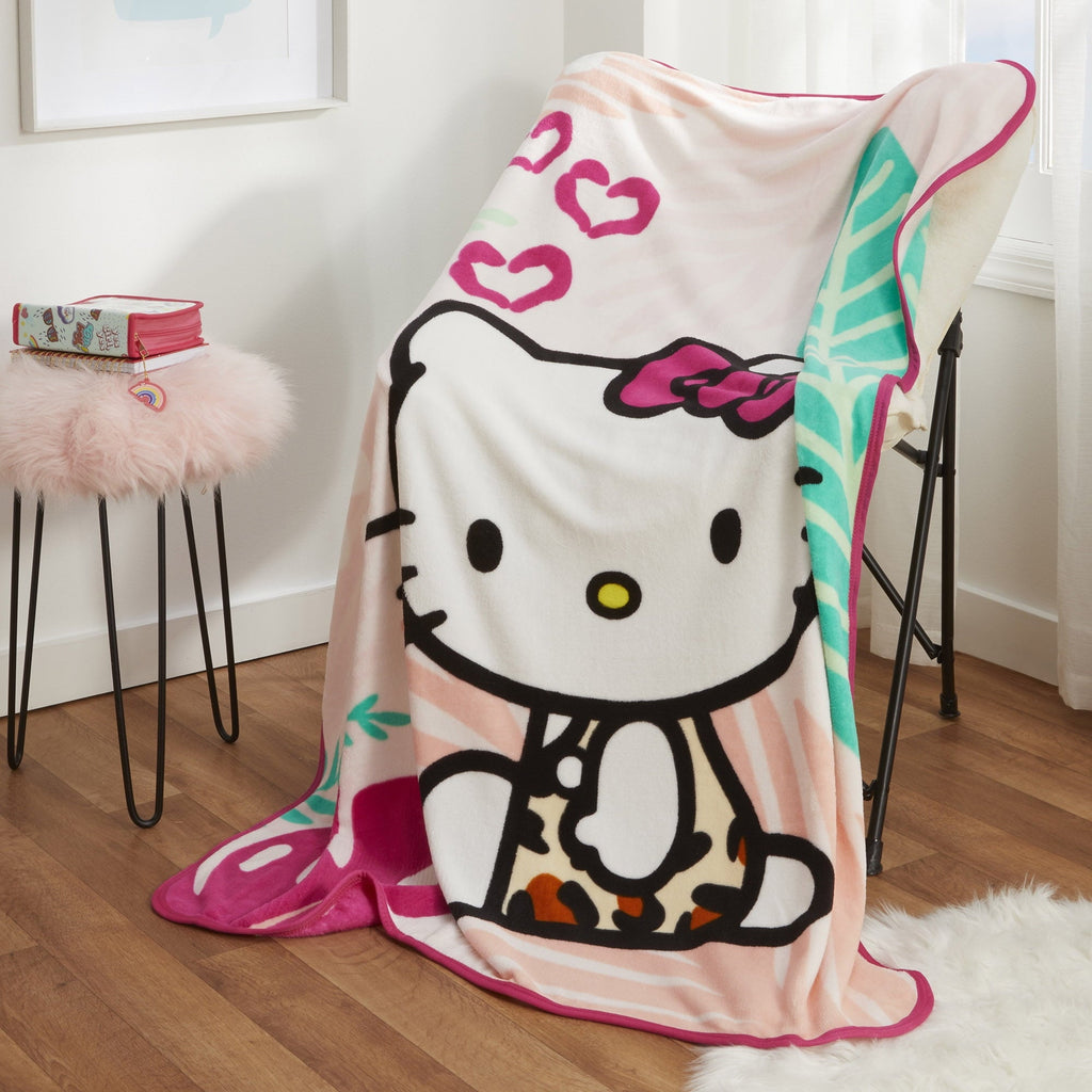 Lightweight Warm Kids Pink White Print Fleece Throw Blanket, 46 x 60 - Lightweight Plush Warm Blanket for All Seasons Detail