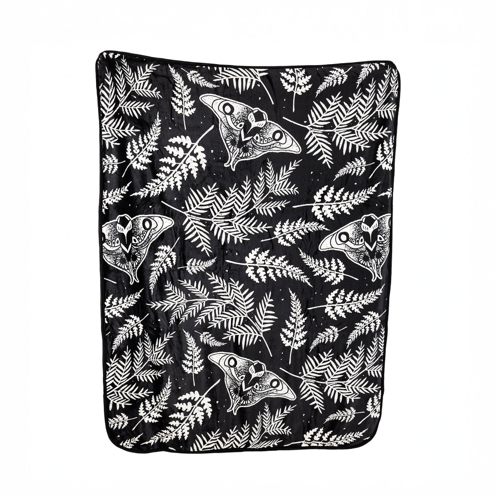 Lightweight Warm Black and White Polyester Throw Blanket, 50" X 60" - Cozy Fleece Throw Blanket for Couch & Bed Detail