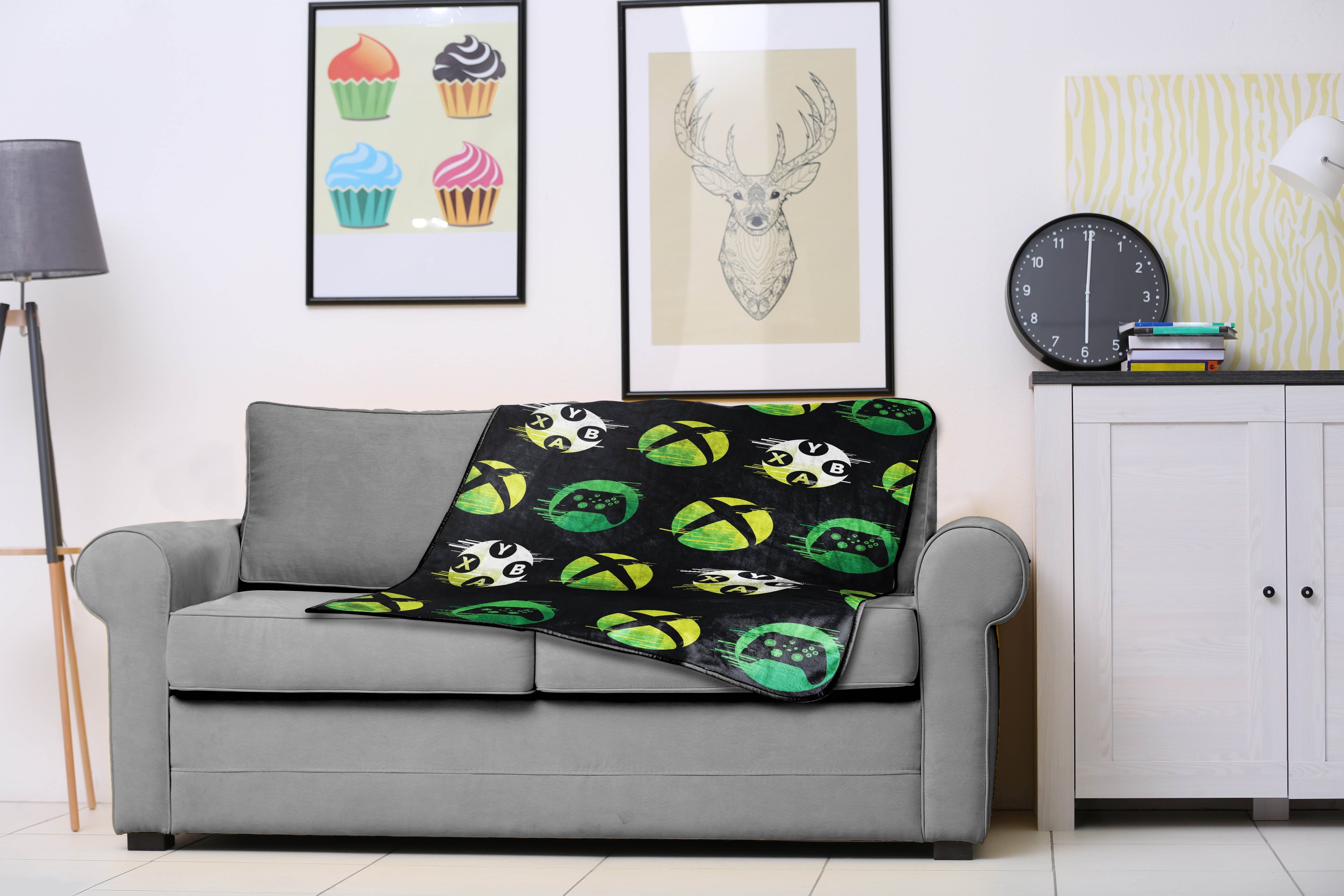 Decorative Knitted Head Glow In The Dark Kids Throw Blanket, 46 x 60, Microfiber, Black - Cozy Fleece Throw Blanket for Couch & Bed Detail