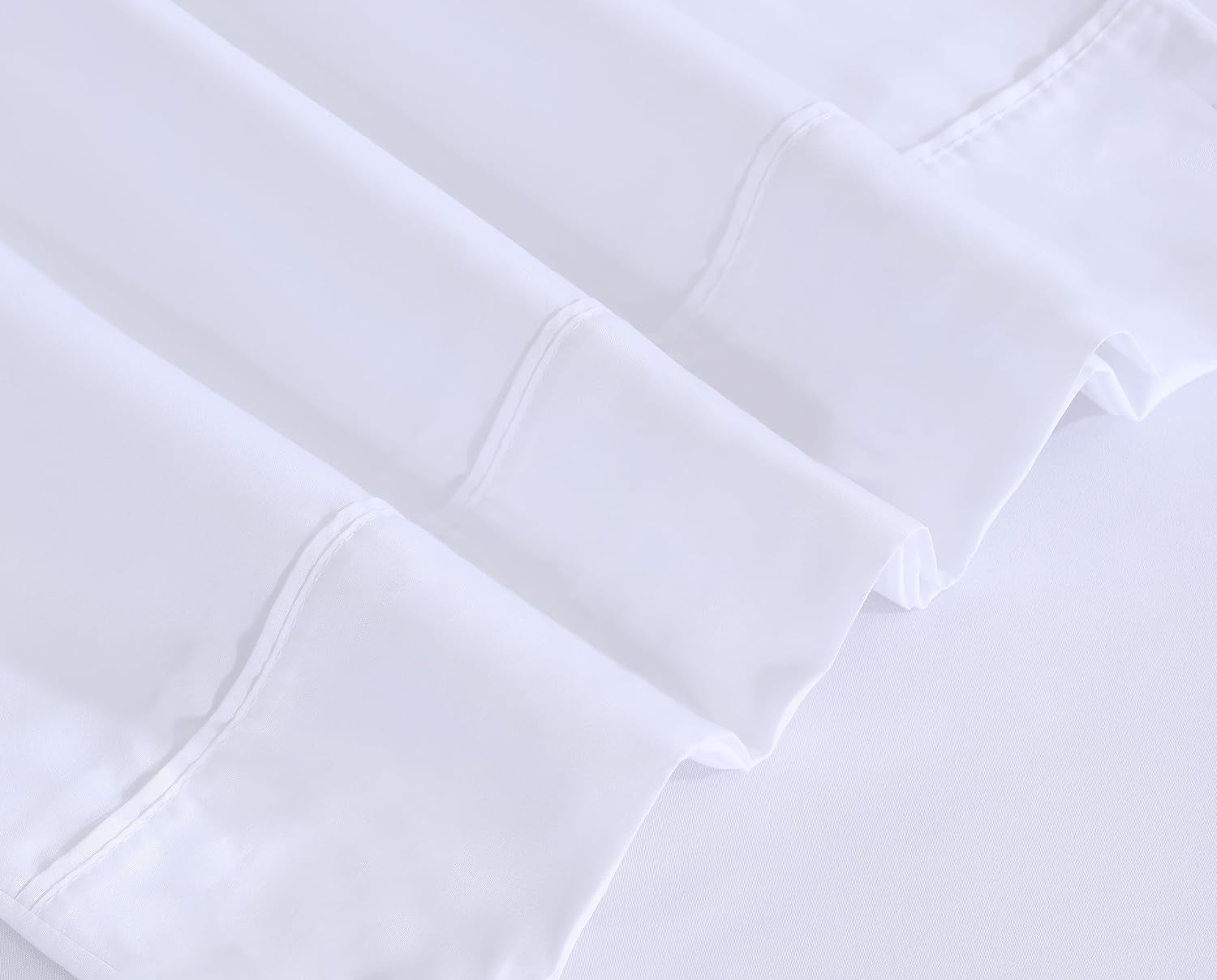 Ultra-Soft Set - Luxurious Silky Soft Microfiber Bedding - Cozy & Comfy - 15 inch Deep Pocket (Fits up to 17") Hotel Bed - 4 Pcs... - Breathable Egyptian Cotton Flat & Fitted Sheets Detail