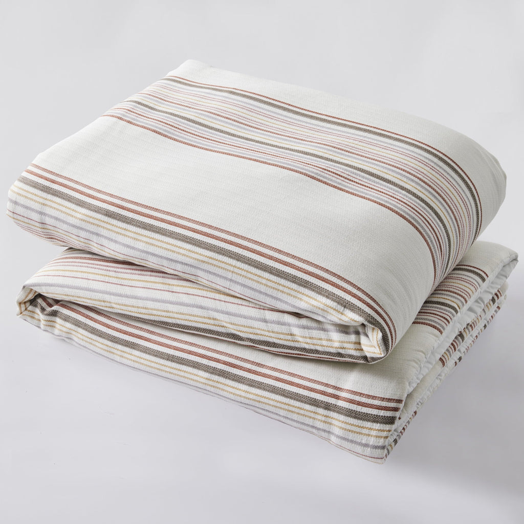 Hypoallergenic Cloud 3-Piece Red Yarn Dye Stripe Comforter Set, Full/Queen - All-Season Down Alternative Comforter Insert Detail