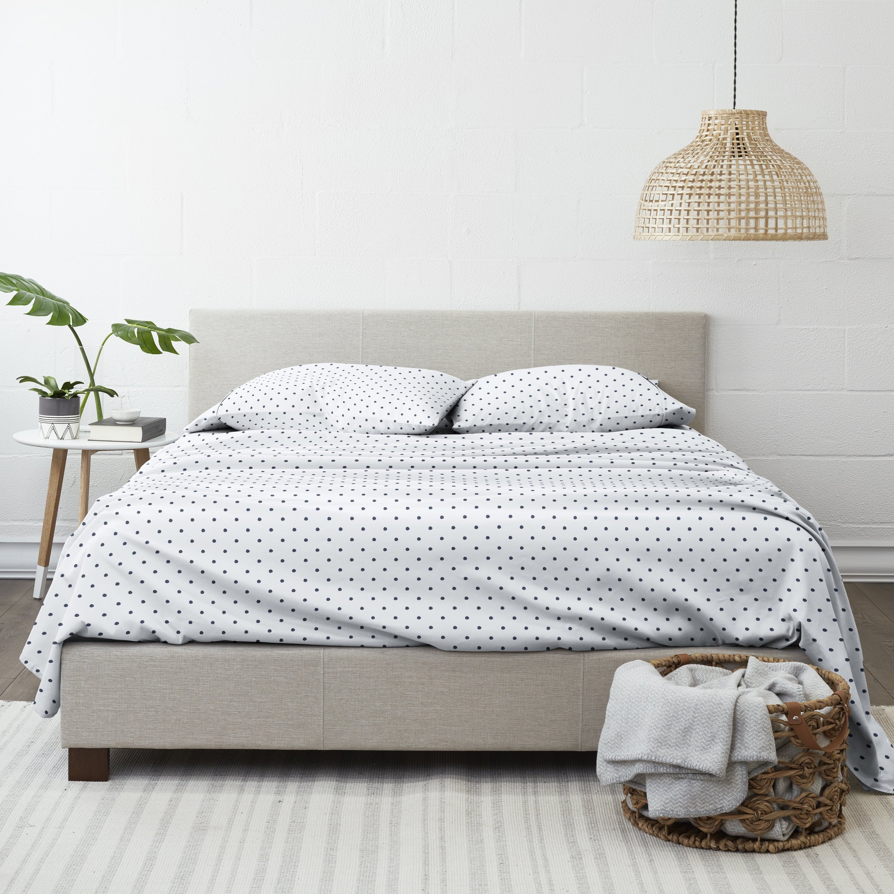 Premium Egyptian Cotton 4 Piece Pattern Microfiber Bed Sheets Set, Navy Dots, California King - Luxury Bed Sheet Set with Deep Pockets Detail