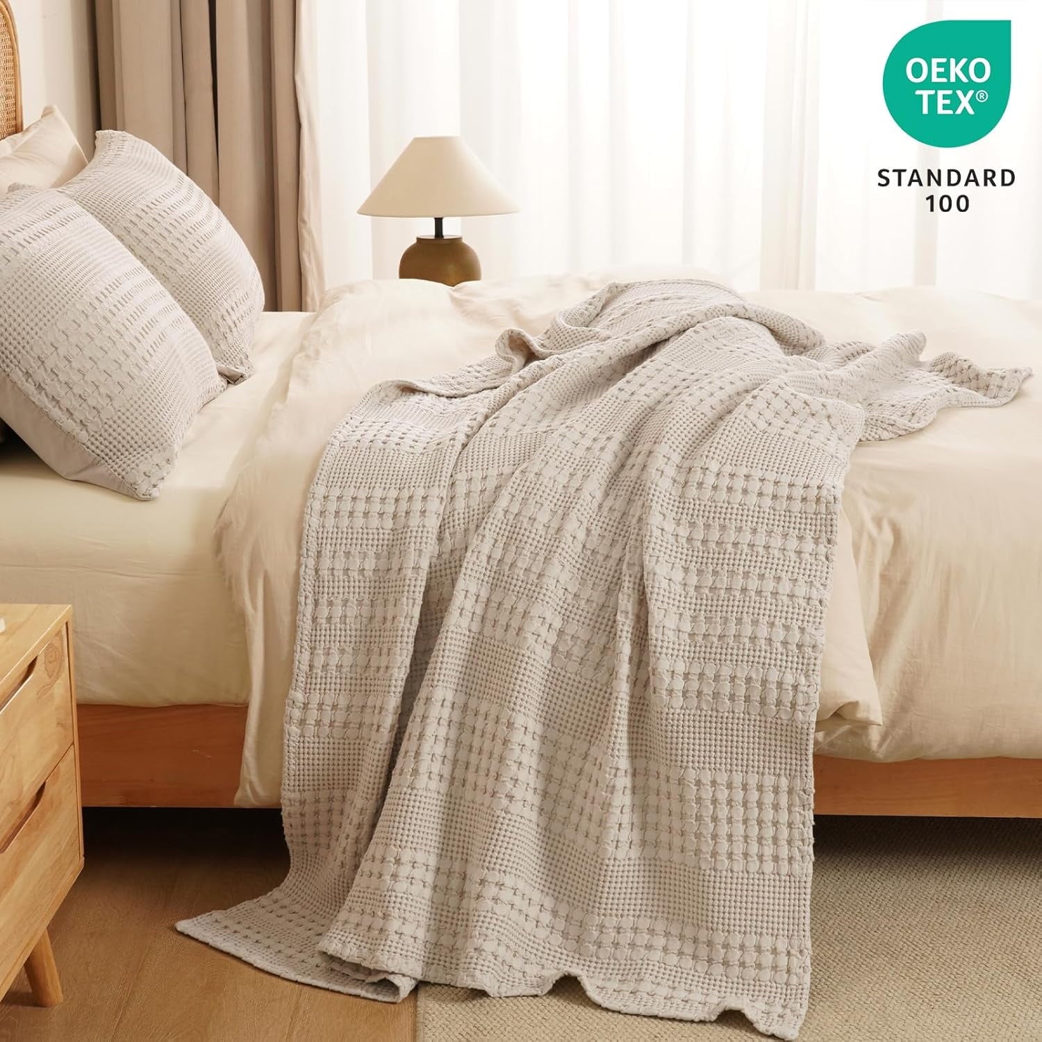 Reversible Sherpa 100% Cotton Waffle Weave Blanket, Lightweight Throw Washed Blanket for Bed Sofa Home Decor, Oatmeal, 50"x60" - Lightweight Plush Warm Blanket for All Seasons Detail
