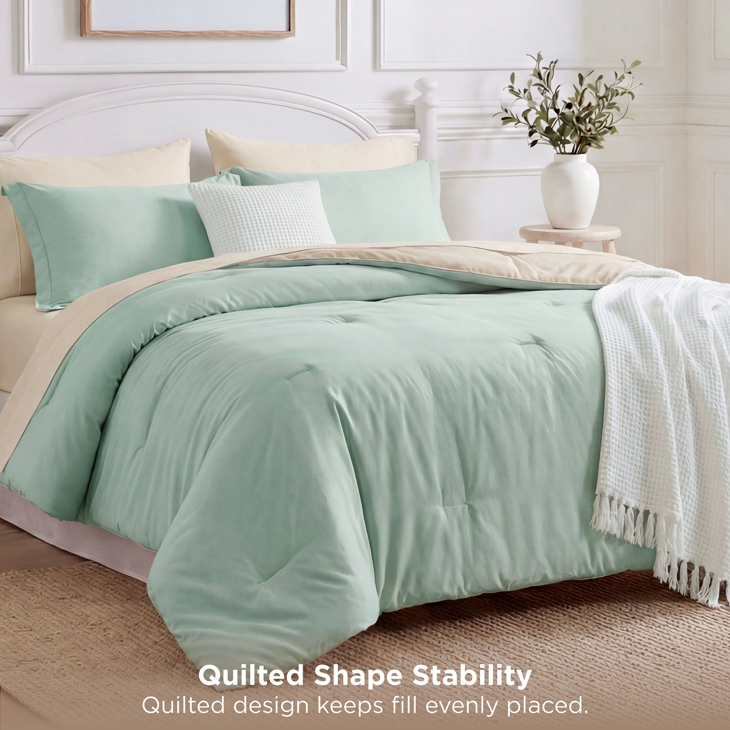 Fluffy Down Alternative Queen Comforter Set Sage Green, 7 Pieces Lightweight Queen Bedding Sets, Contrasting Design - All-Season Down Alternative Comforter Insert Detail