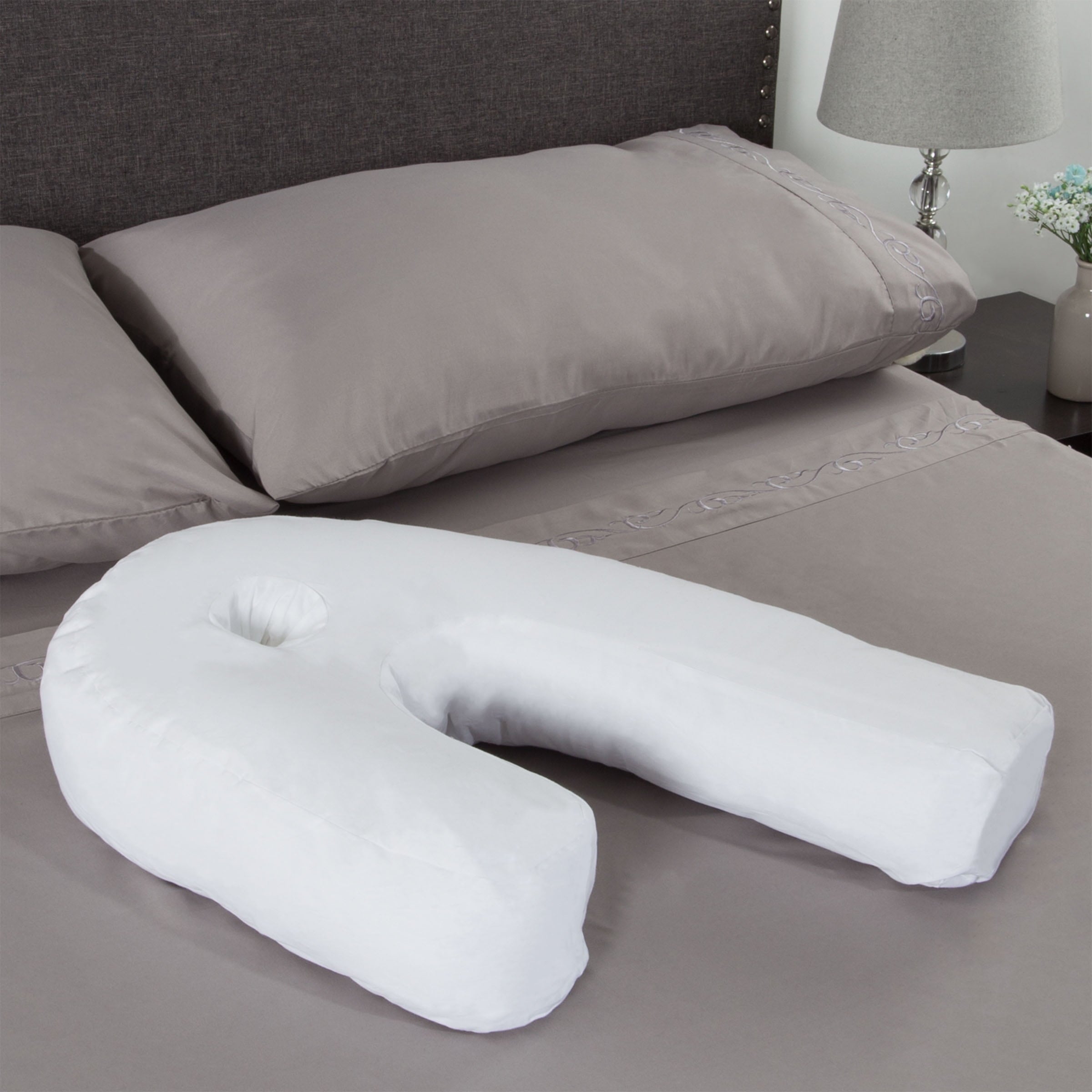 Ergonomic Memory Foam Bluestone Contour Side Sleeper Pillow with Ear Pocket for Pain Relief - Orthopedic Shredded Foam Bed Pillow Set Detail
