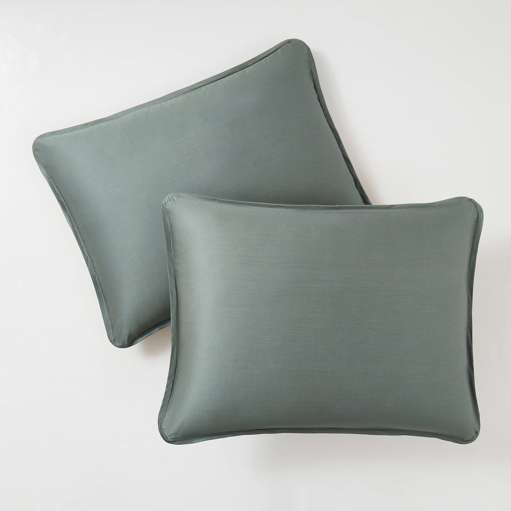 All-Season 3-Piece 400 Thread Count Flag Stone Green Cotton Lyocell Blend Comforter Set, Adult King - All-Season Down Alternative Comforter Insert Detail