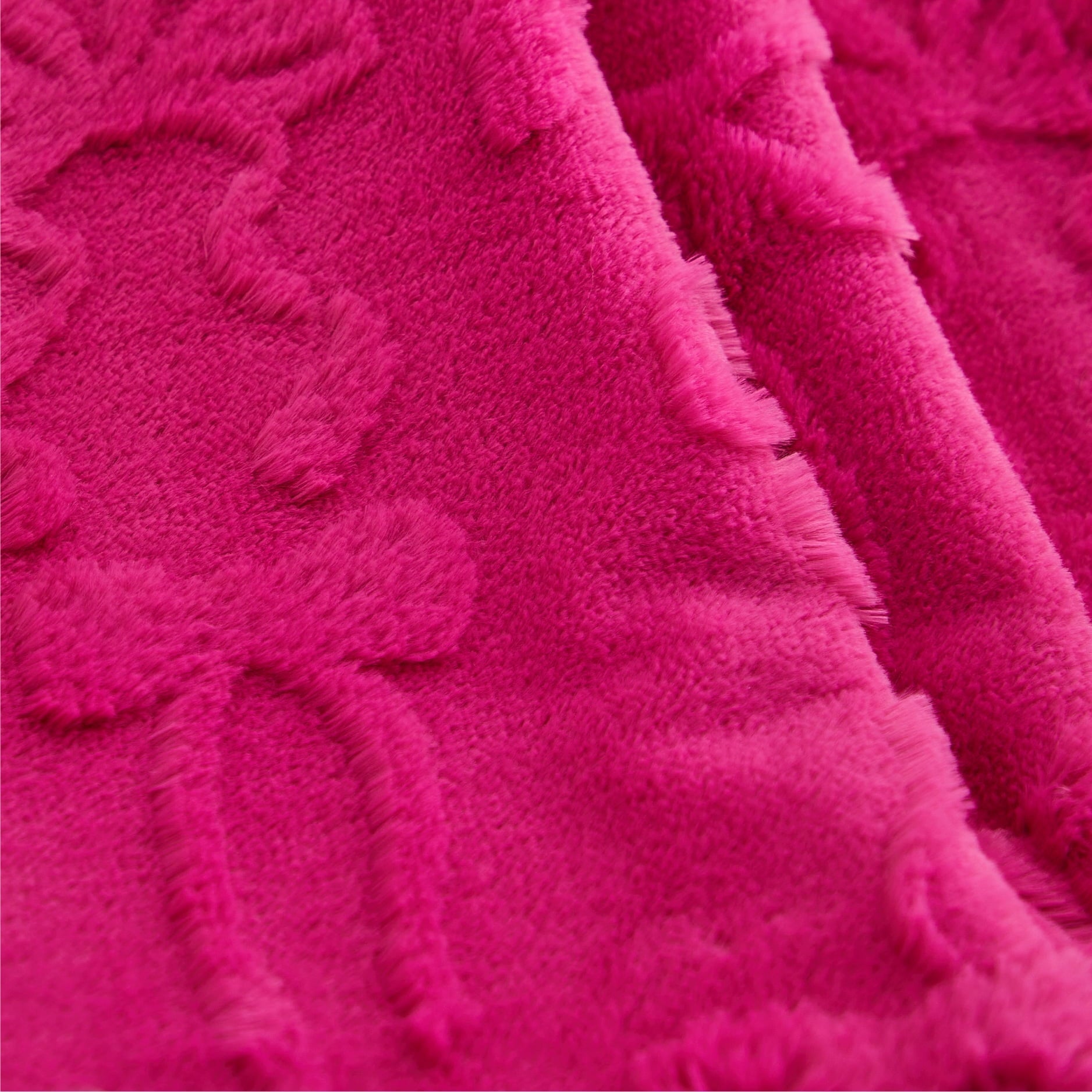 Decorative Knitted Gen Z 50" x 60"Carved Bow Faux Fur Throw - Cozy Fleece Throw Blanket for Couch & Bed Detail