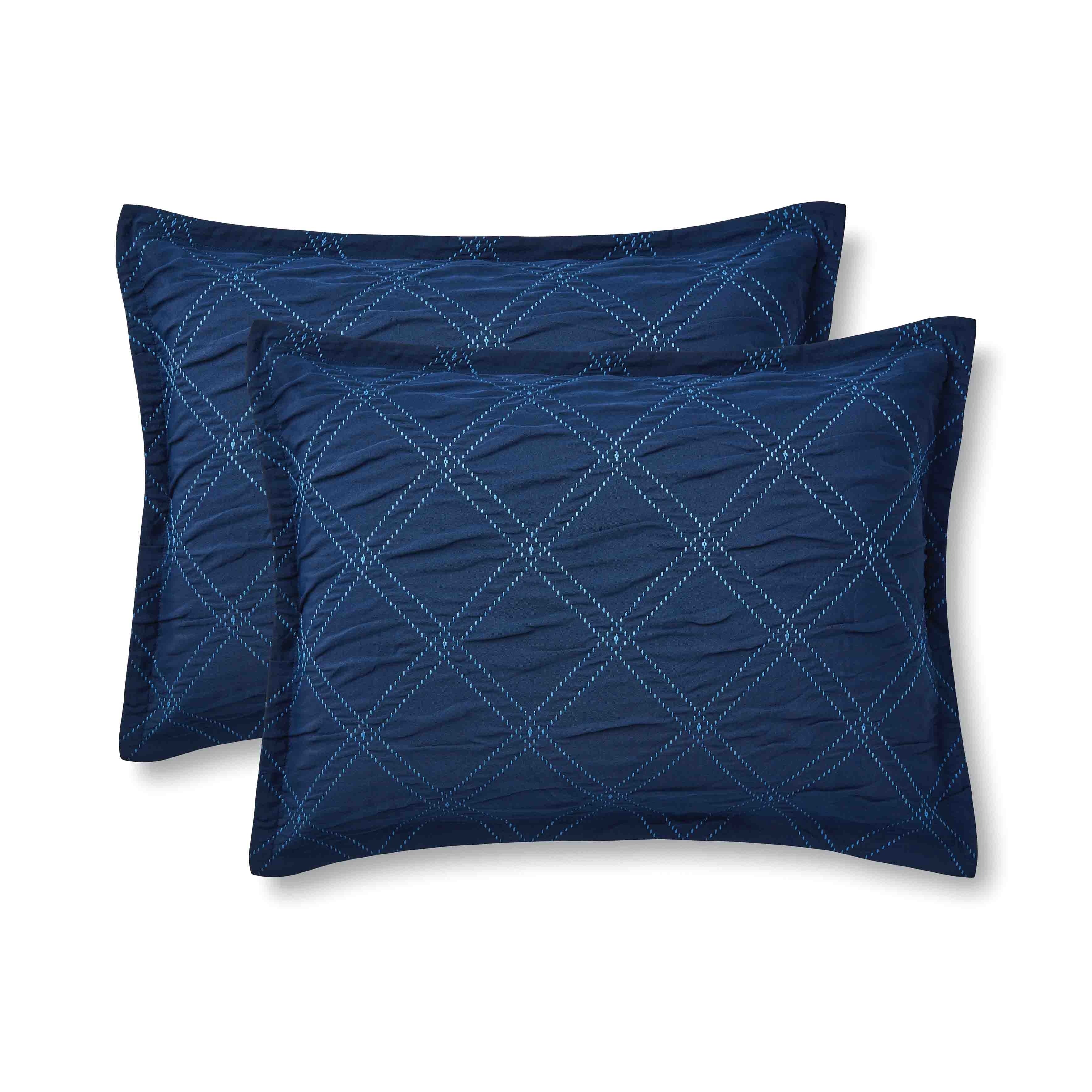 Heavyweight Warmth 5-Piece Reversible Comforter Set Navy Cross Stitch Bedding with Decor Pillow and Throw, Full/Queen - Cloud-Like Soft Lightweight Bed Comforter Detail