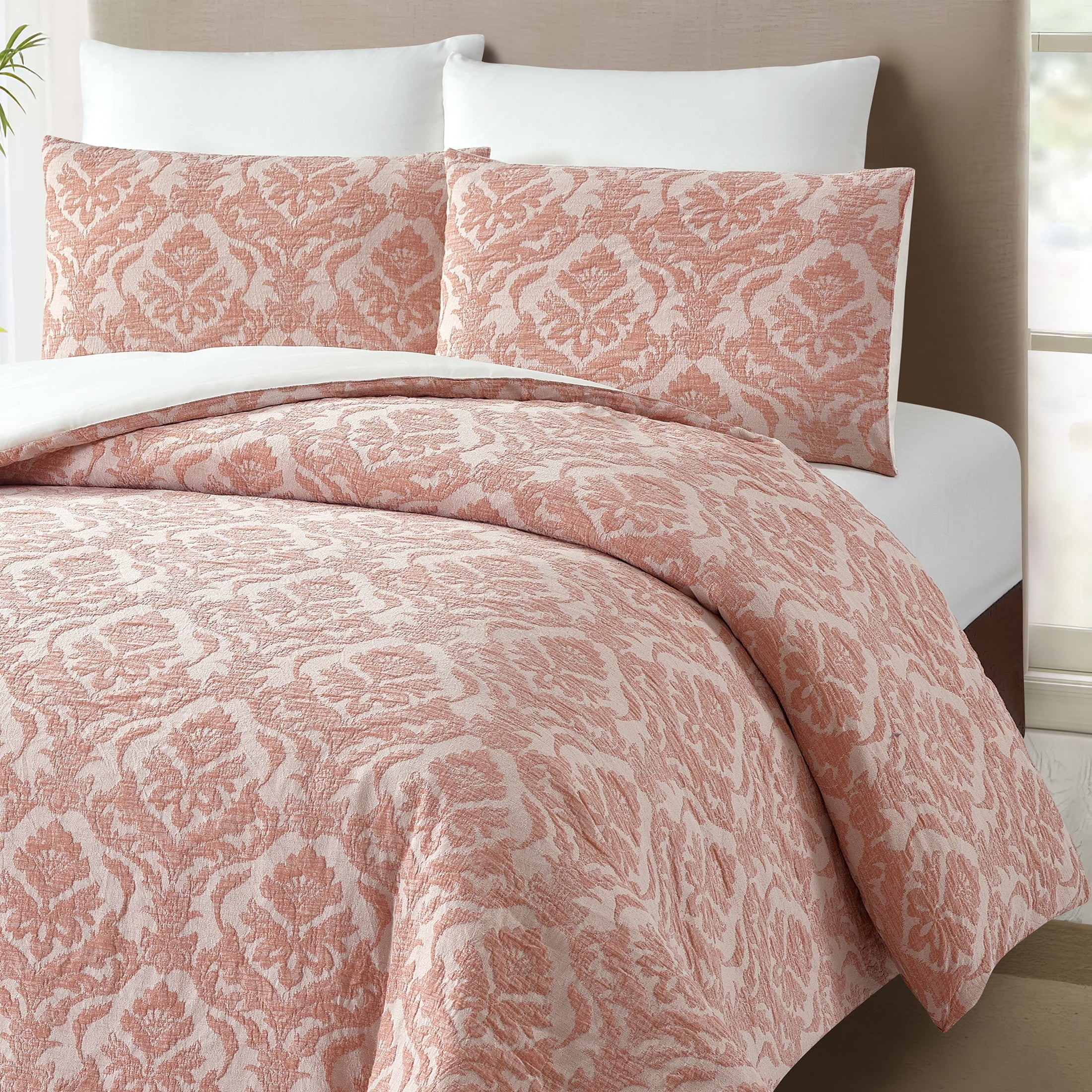All-Season Woven Damask 2-Piece Comforter Set, Blush, Full Queen, All Ages - Luxurious Quilted Duvet Cover Set Detail