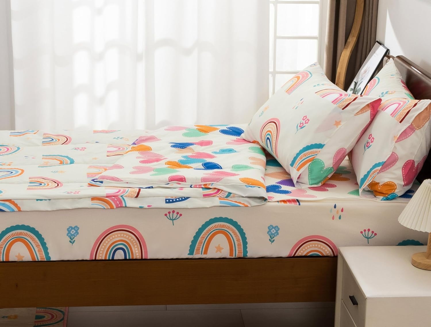 Fluffy Down Alternative 3-Piece Kids Comforter Set Twin Zipper Bedding for Girls, Rainbow Comforter with Flower Pattern (Beige) - Cloud-Like Soft Lightweight Bed Comforter Detail