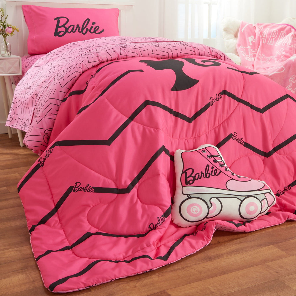All-Season Kids 2 Piece Pink Black Chevron Reversible Comforter and Pillowcase set, Twin/full - Cloud-Like Soft Lightweight Bed Comforter Detail