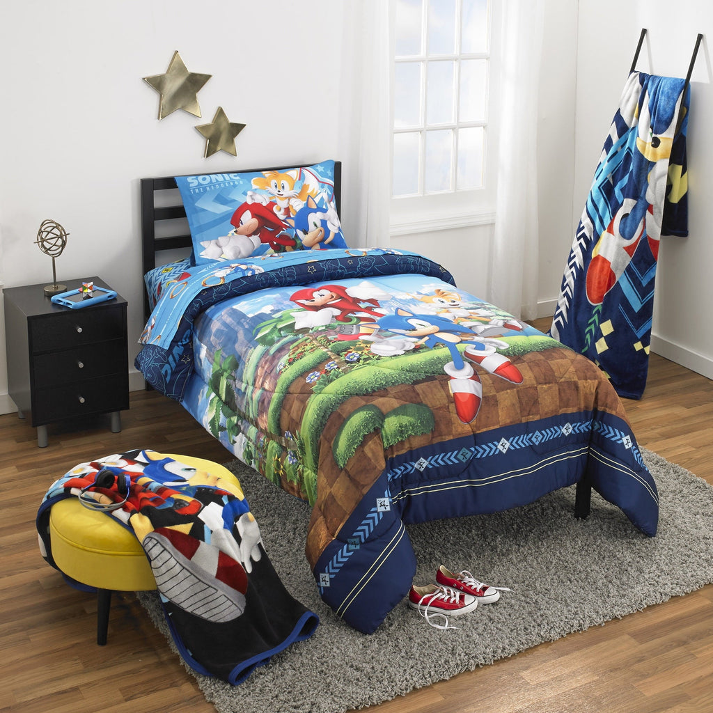 Lightweight Warm Kids Black Print Fleece Throw Blanket, 46 x 60 - Super Soft Reversible Sherpa Flannel Blanket Detail