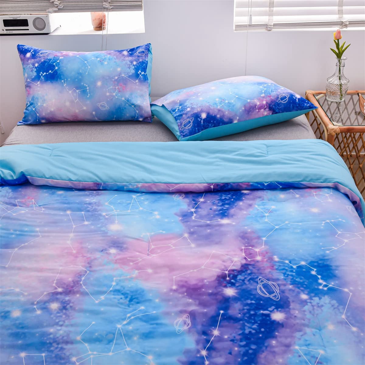 Luxurious Quilted Tie Dye Constellation Ombre Comforter Set Twin Gradient Galaxy Bedding Set Blue Purple - Hypoallergenic Ultra-Fluffy Quilt for Winter Detail