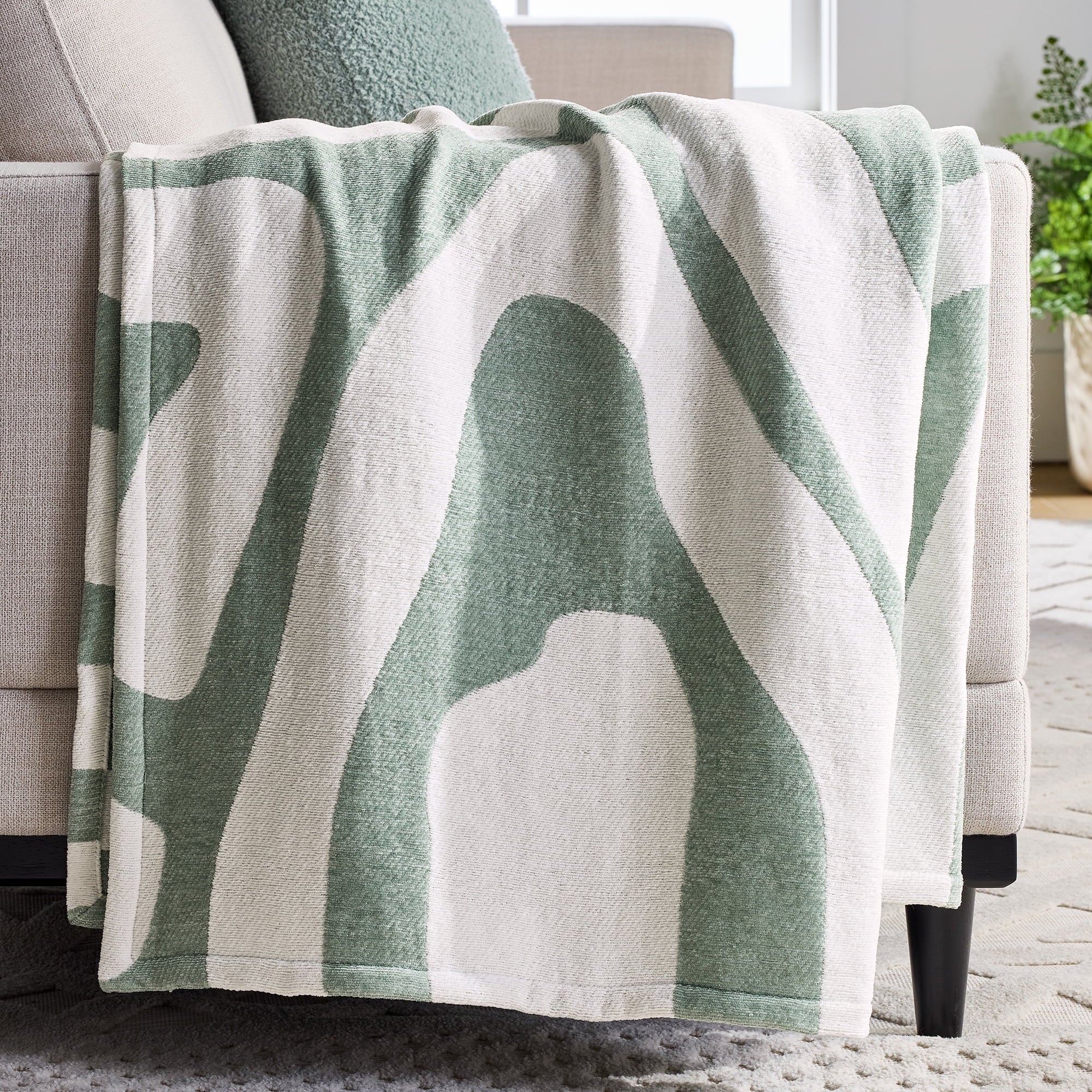 Decorative Knitted Chenille Jacquard Soft Throw Blanket, Soft Sea - Luxury Knitted Decorative Throw Blanket with Fringes - Default Title