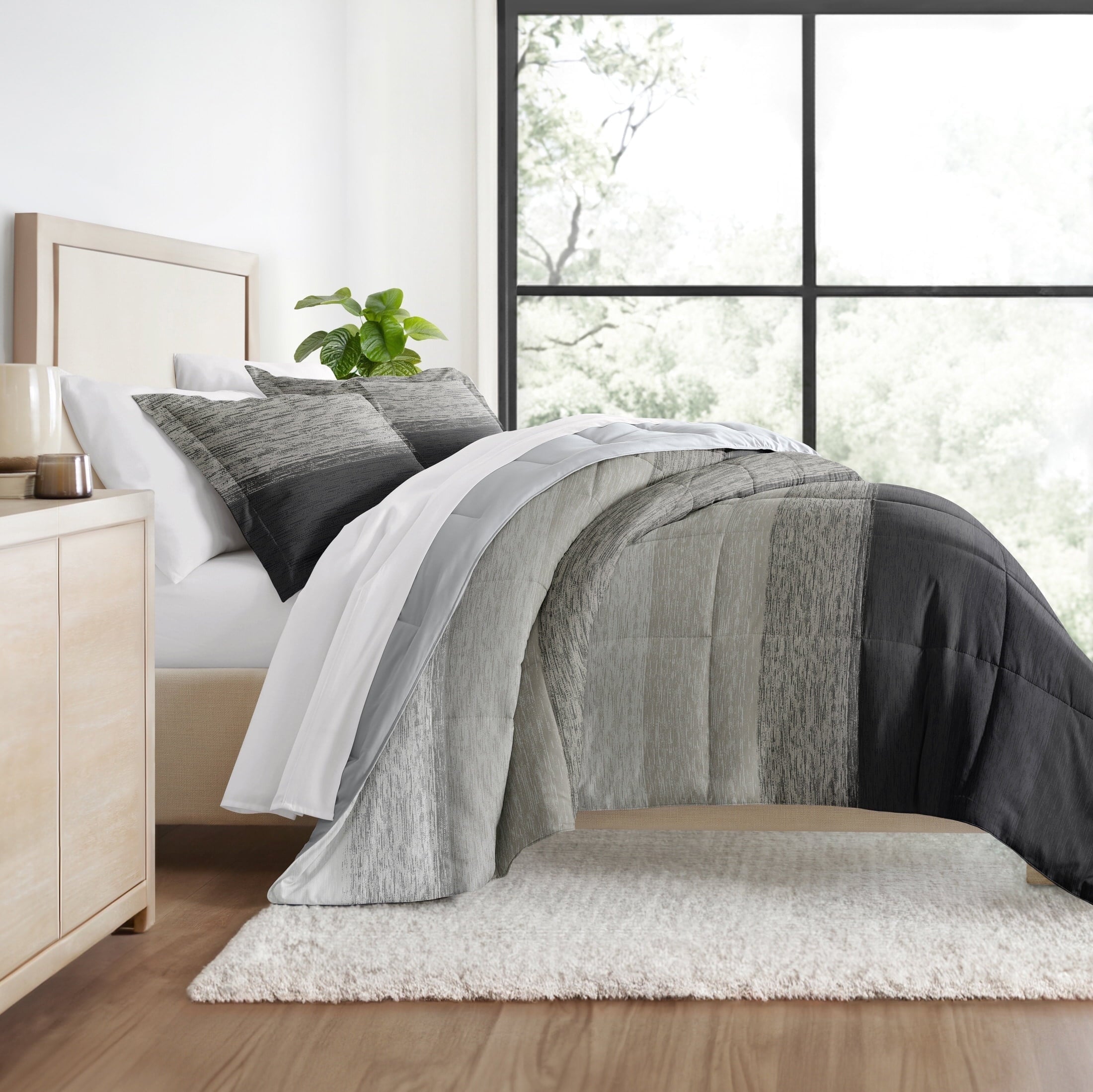 Luxurious Quilted All Season Ultra Soft Comforter Set Lightweight Bedding in Gray/Black Ombre for Full/Queen Size - Cloud-Like Soft Lightweight Bed Comforter - Default Title