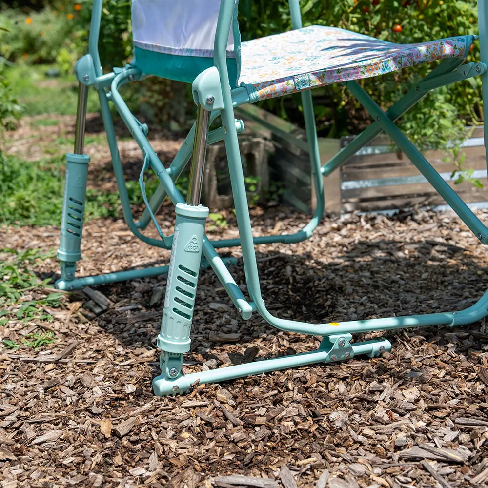 Premium All-Weather Freestyle Rocker Elite - Choice 460 - RoadTrip Rocker Smooth Motion Camp Chair Detail
