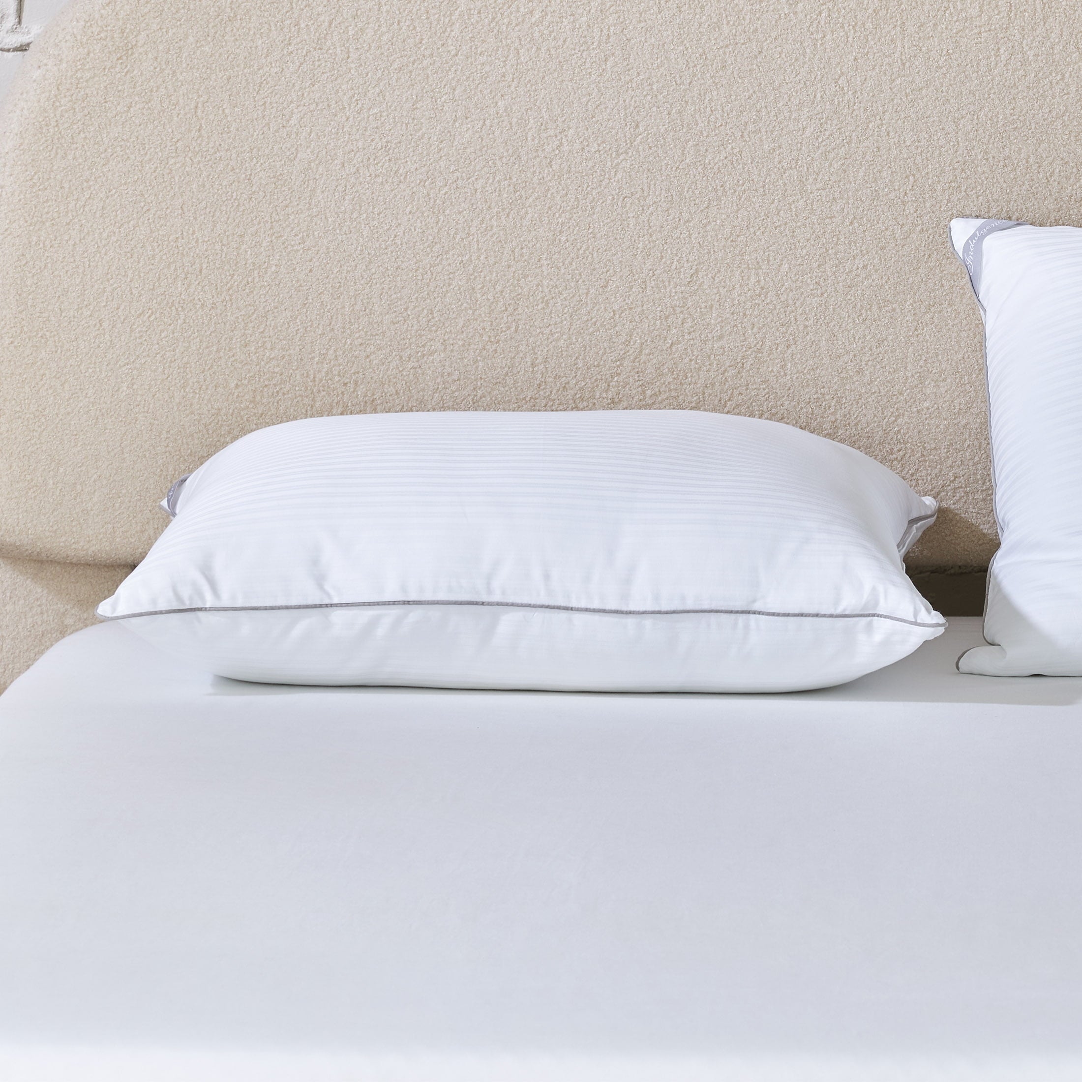 Ergonomic Memory Foam Down Alternative Bed Pillow, Standard/Queen - Decorative Throw Pillow Cushion for Sofa & Bed - Default Title