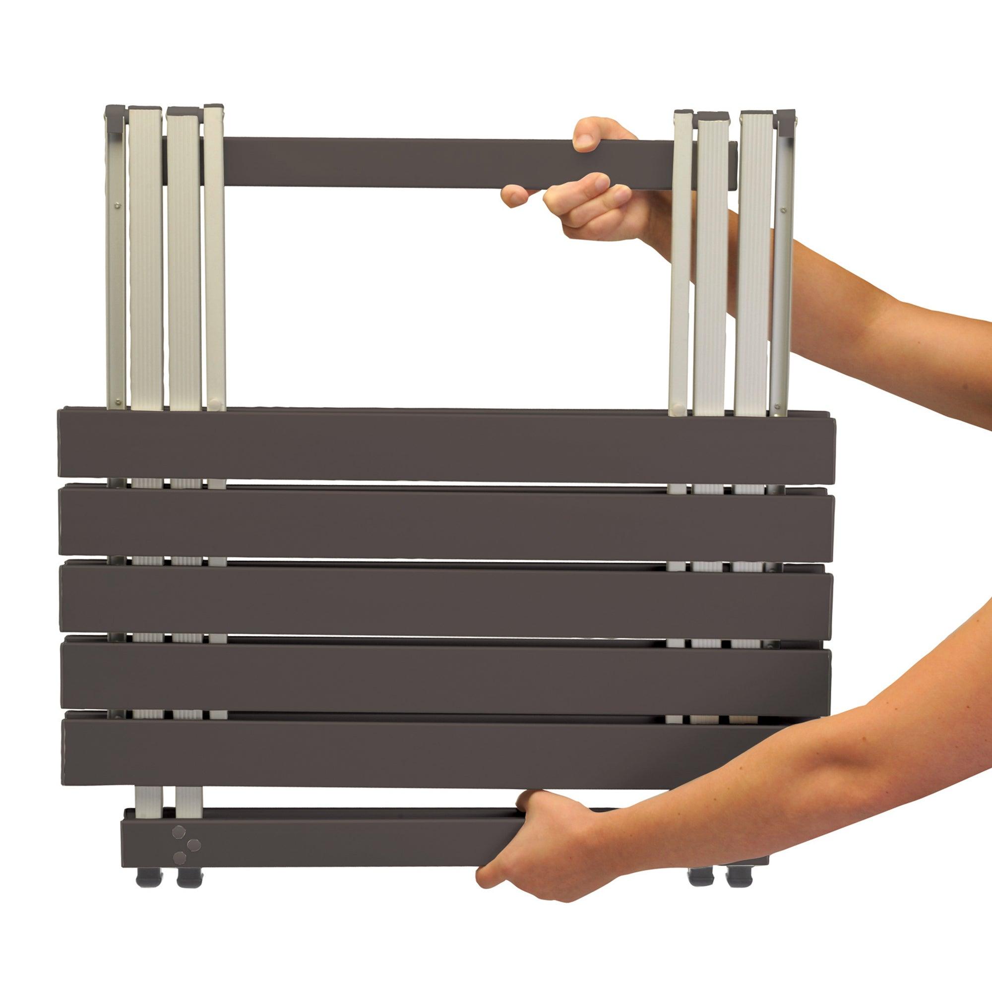 Heavy-Duty Grilling Compact Camp Table 25 - Choice 214 - Multi-Functional Heavy-Duty Grilling Table Counter Detail