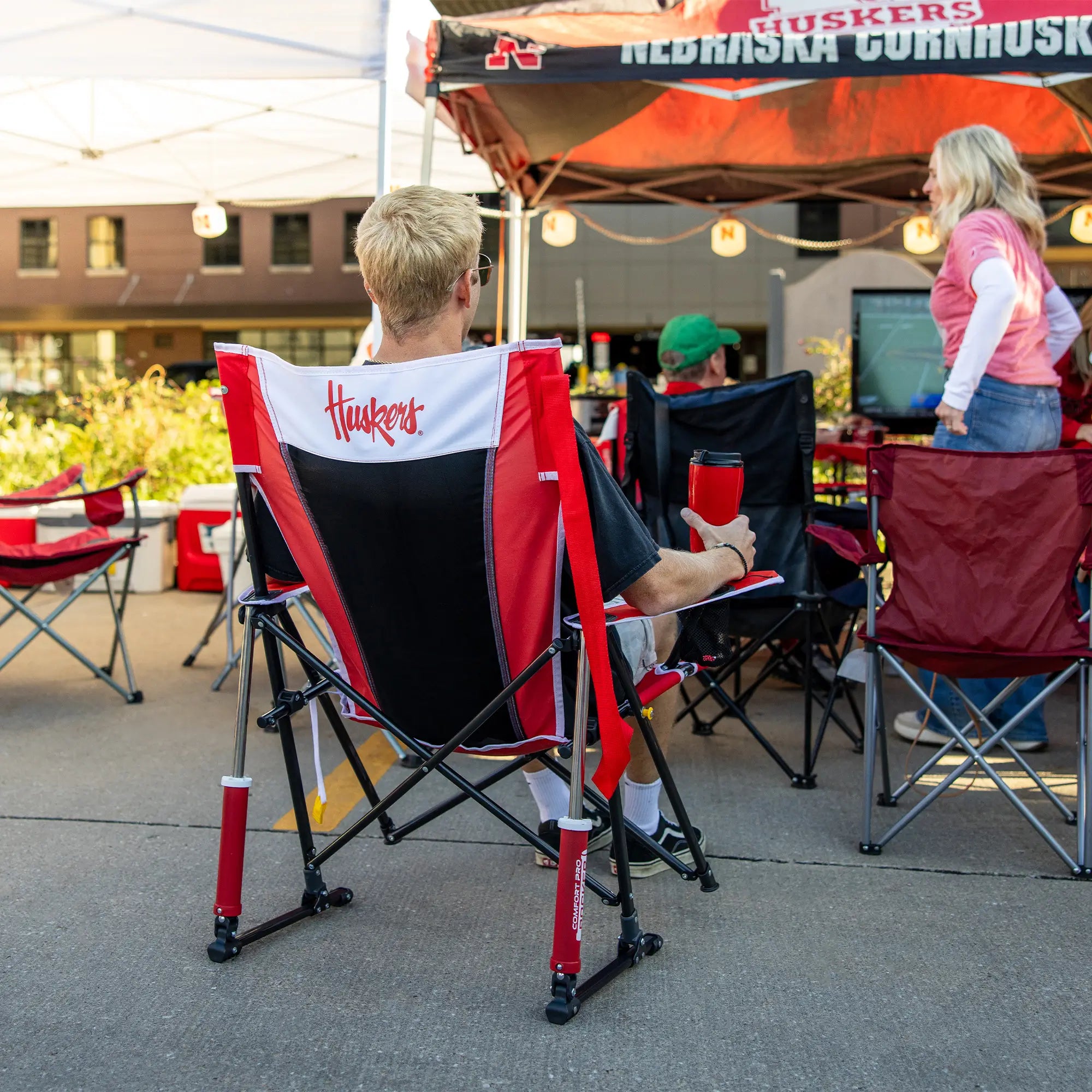 Smooth Motion College Comfort Pro Rocker - Nebraska Cornhuskers - Choice 161 - Freestyle Rocker Portable Outdoor Folding Chair Detail