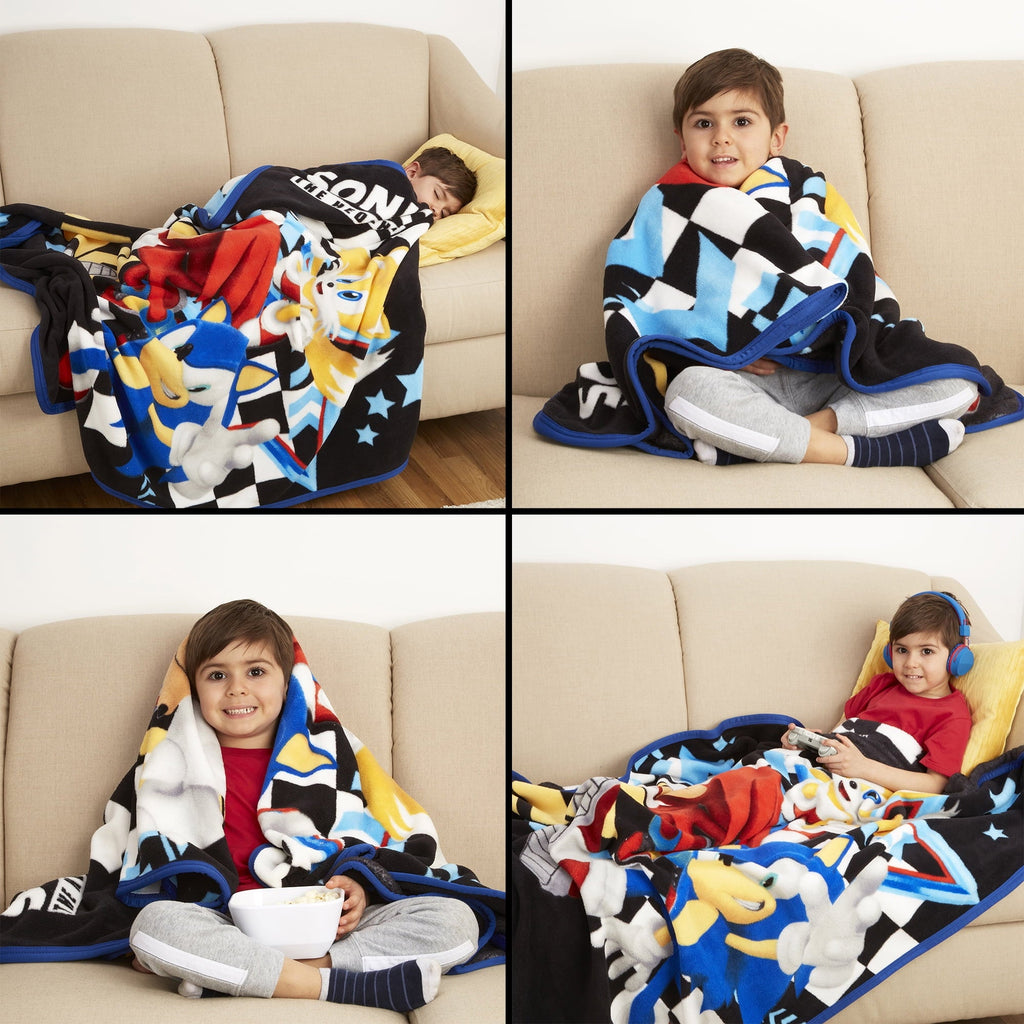 Lightweight Warm Kids Black Print Fleece Throw Blanket, 46 x 60 - Super Soft Reversible Sherpa Flannel Blanket Detail