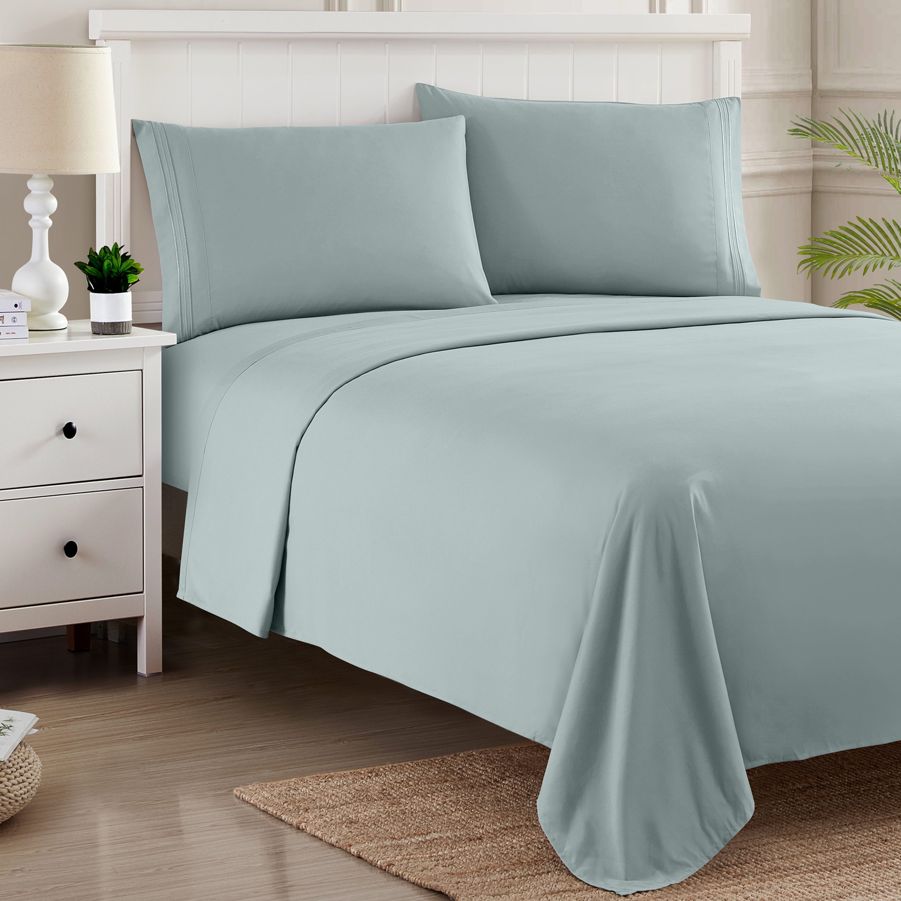 Cooling Sateen 1800 Series Classic 4-Piece 1800 Thread Count 100 GSM Bed Sheet, Queen - Cooling Hotel Quality Bedding Sheets and Pillowcases Detail