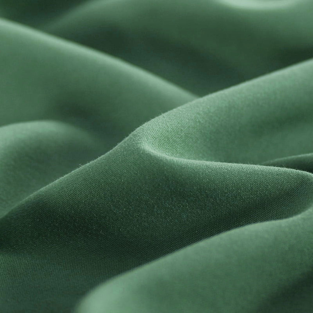 Hypoallergenic Cloud Grass Green/Grey Queen Size Comforter Set,3-Pieces Reversible Comforter Set Soft and Lightweight,All Season Down Alte... - Luxurious Quilted Duvet Cover Set Detail