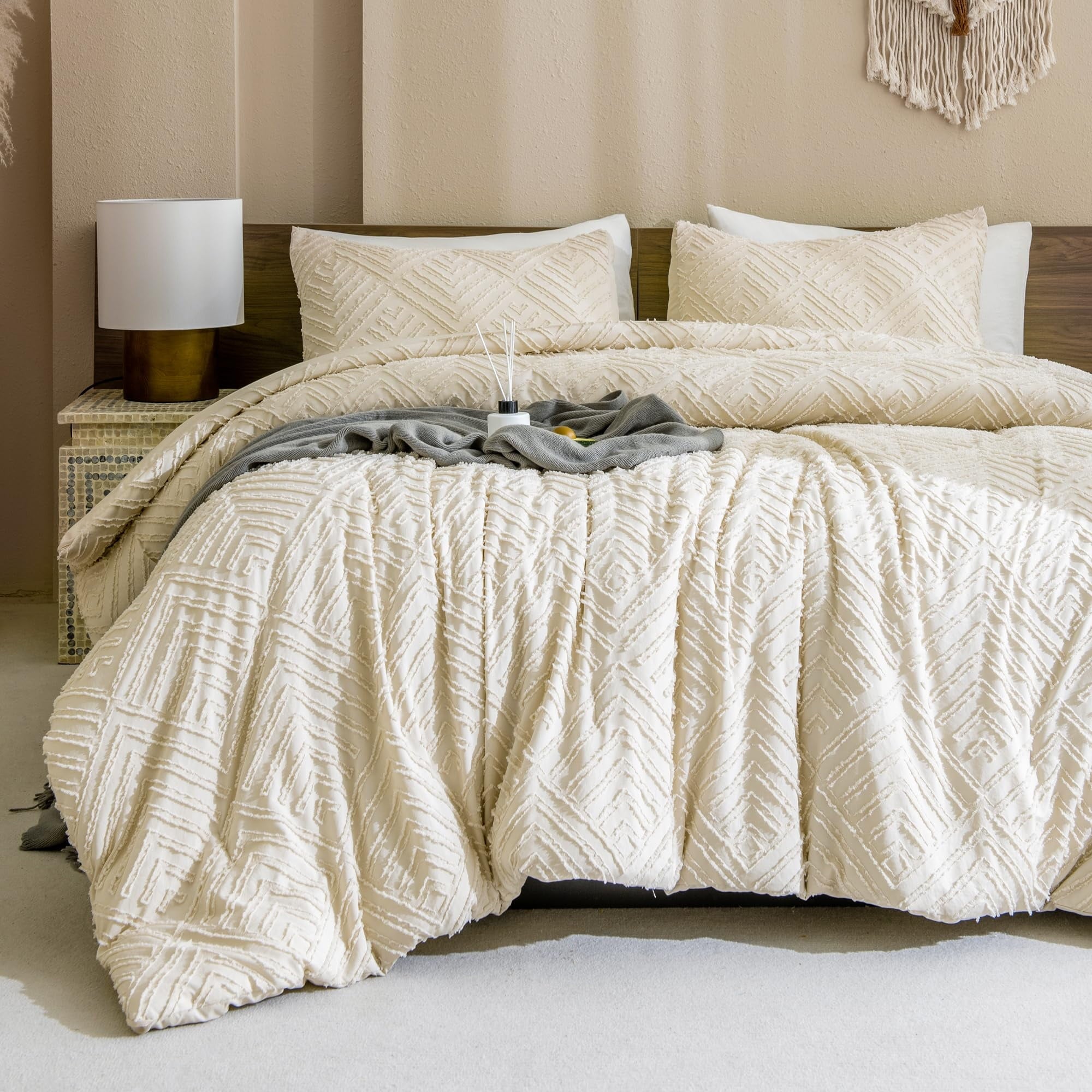Heavyweight Warmth King Size Comforter Sets Beige - 3 Pieces Cream Boho Bedding Comforter Set for King Bed - Soft Fluffy Tufted Textured... - Cloud-Like Soft Lightweight Bed Comforter Detail