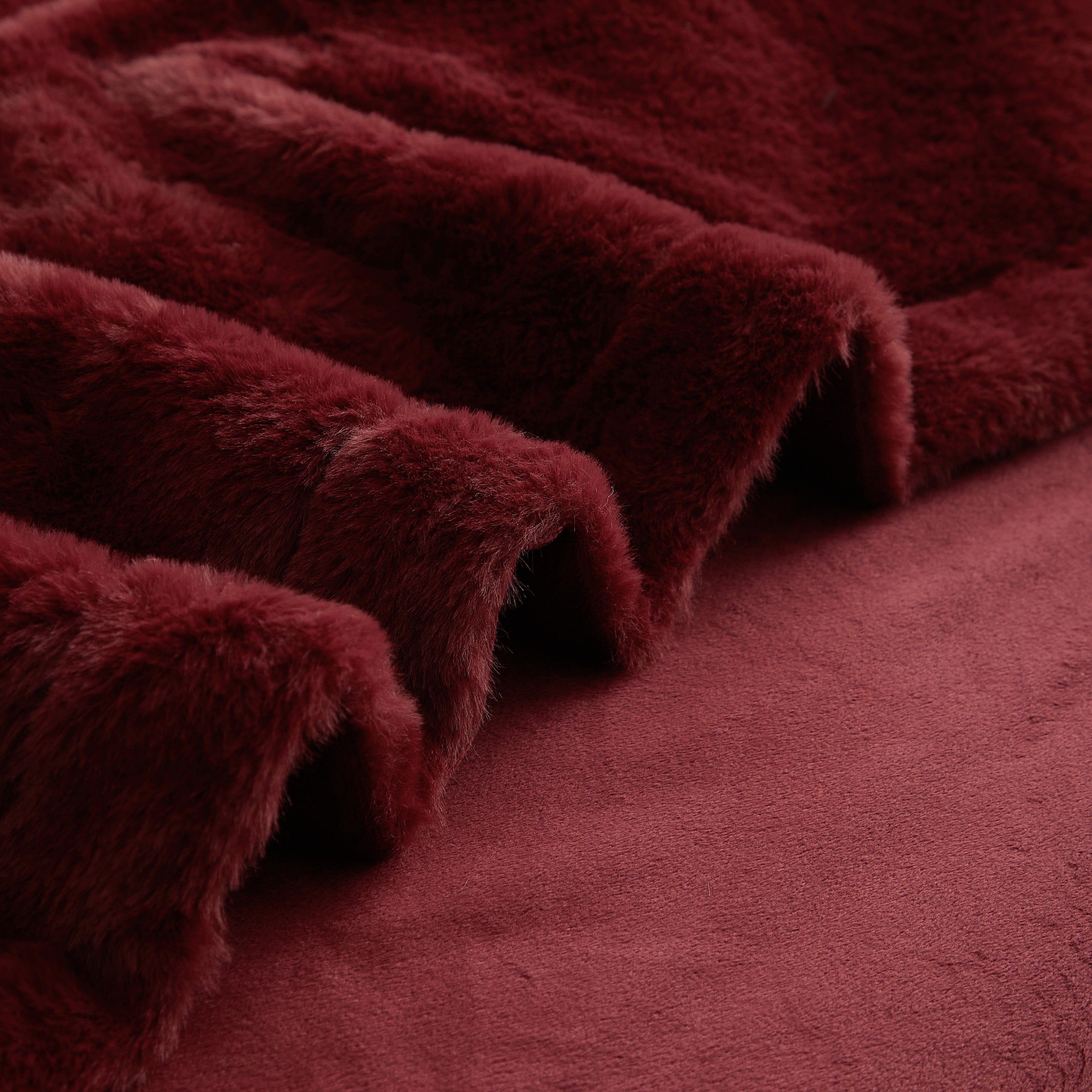 Decorative Knitted Cozy Faux Fur Super Soft luxury Blanket, Full/Queen, Luscious Merlot - Luxury Knitted Decorative Throw Blanket with Fringes Detail