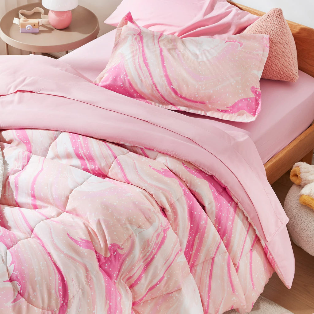Heavyweight Warmth Kids Twin Bedding Comforter Set - 5 Pieces Super Cute & Soft Bedding Sets & Collections with Comforter, Sheet, Pillow... - Cloud-Like Soft Lightweight Bed Comforter Detail