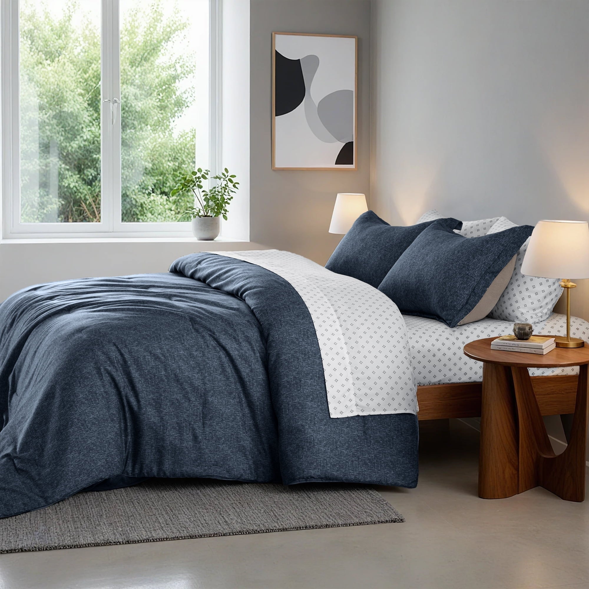 Luxurious Quilted Queen Size Comforter Set, 7-Piece Reversible Bed in a Bag with Sheets, Navy - Luxurious Quilted Duvet Cover Set Detail