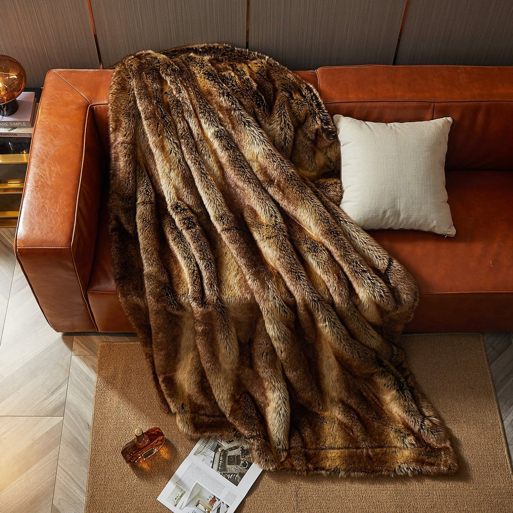 Cozy Fleece Luxury Faux Fur Throw Blanket for Bed Super Thick Warm Long Fluff Fuzzy Blankets for Bedroom Living Room, 60" x 80", ... - Super Soft Reversible Sherpa Flannel Blanket Detail