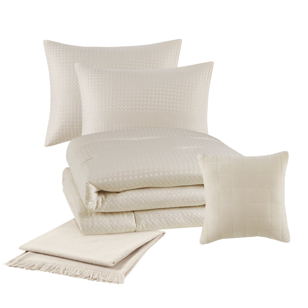 Luxurious Quilted 5-Piece Papyrus Beige Waffle Comforter Set, Full/Queen - Hypoallergenic Ultra-Fluffy Quilt for Winter Detail