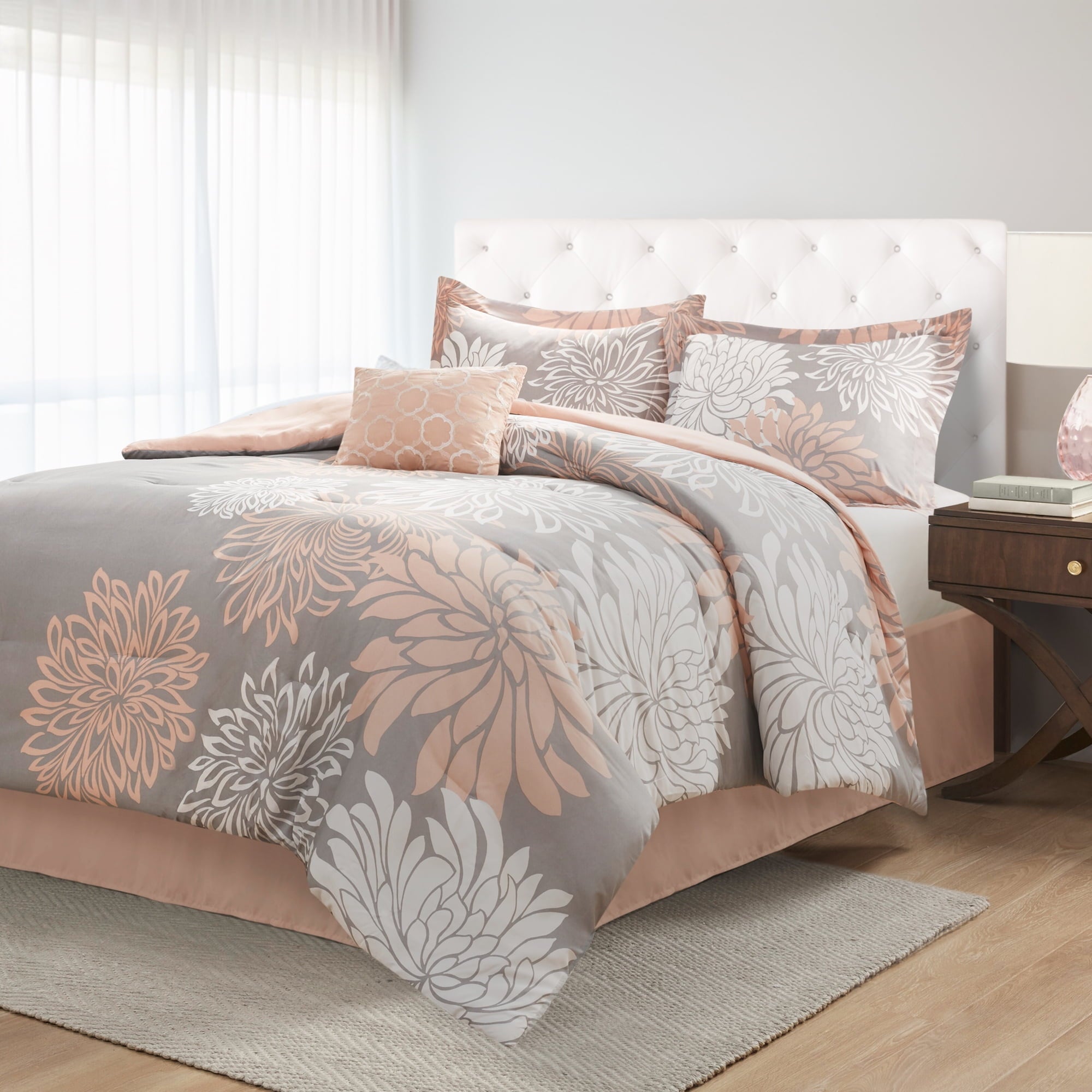 Fluffy Down Alternative King Size Comforter Set, 5-Piece Floral Bedding Set for All Season, Blush Comforter Set King with Bed Skirt - All-Season Down Alternative Comforter Insert Detail