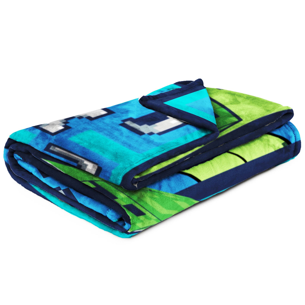 Cozy Fleece Minecraft Kids Twin/Full Blanket, 62 x 90, Microfiber, Green and Blue - Lightweight Plush Warm Blanket for All Seasons Detail