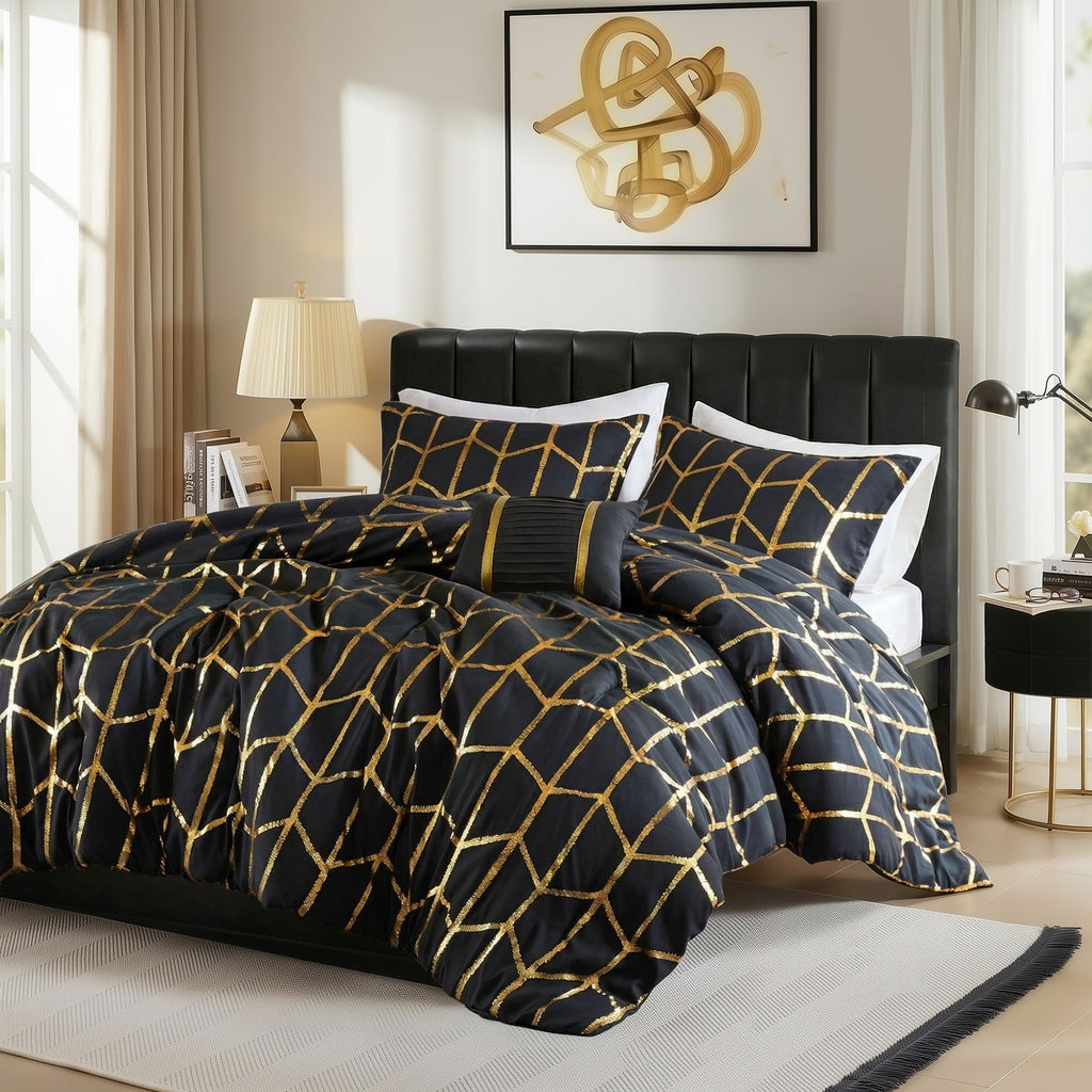 Hypoallergenic Cloud Full/Queen Size Comforter Set, 4-Piece Bedding Set for All Seasons, Geometric Metallic Comforter Bed Set with Decor P... - All-Season Down Alternative Comforter Insert Detail