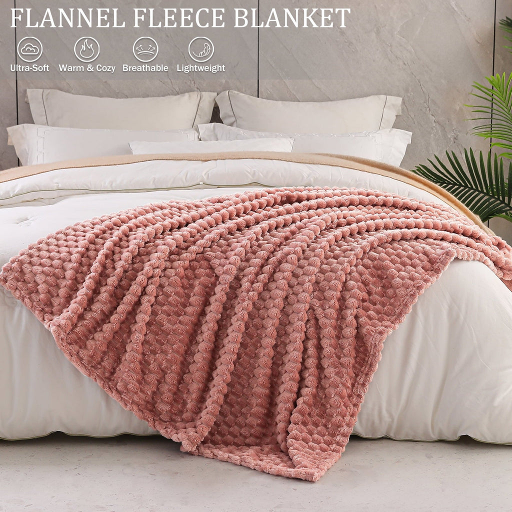 Cozy Fleece Large Soft Fleece Throw Blanket, 50"x70" Stylish Jacquard Throw Blanket for Couch, Cozy, Warm, Lightweight Dusty Pink... - Super Soft Reversible Sherpa Flannel Blanket Detail