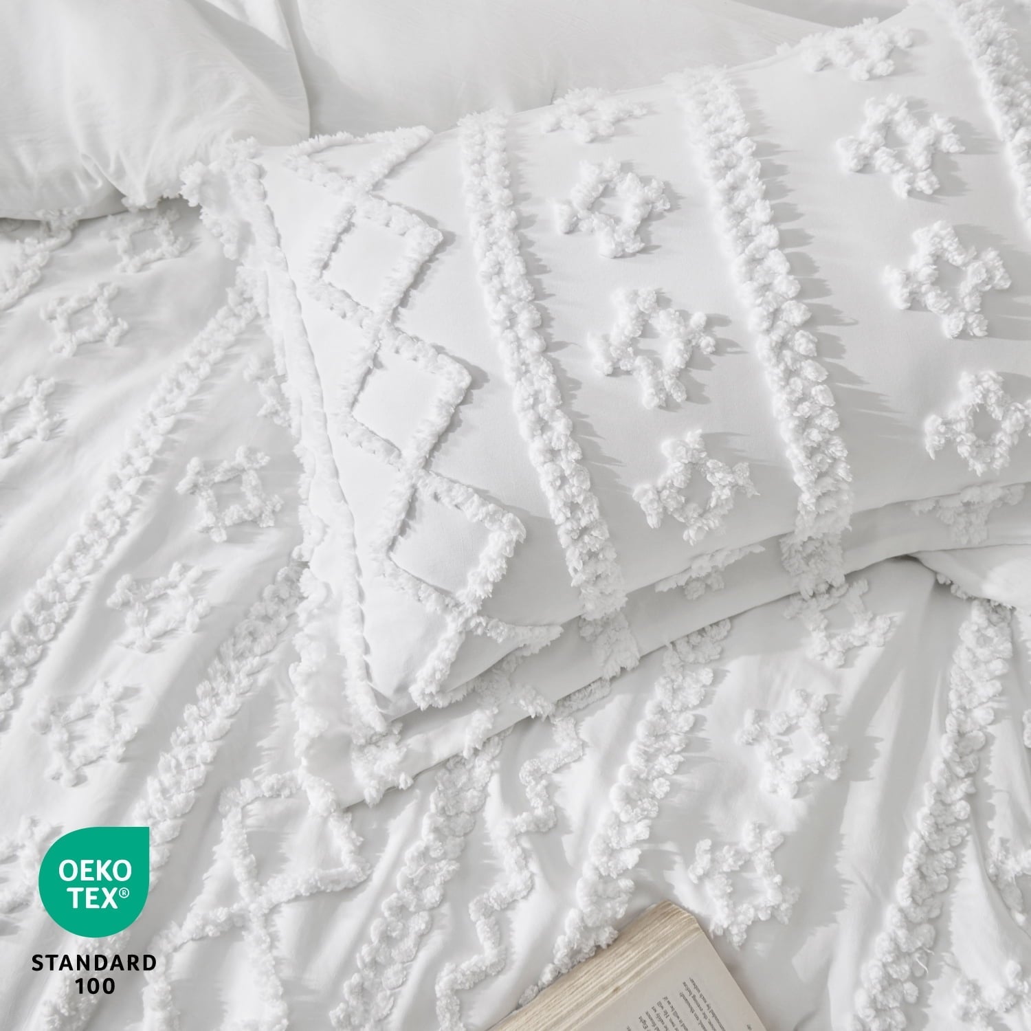 Hypoallergenic Cloud Tufted Boho Comforter Set, 2 Pieces Farmhouse Shabby Chic Embroidery Bed Set, Soft Jacquard Comforter for All Seasons... - Luxurious Quilted Duvet Cover Set Detail