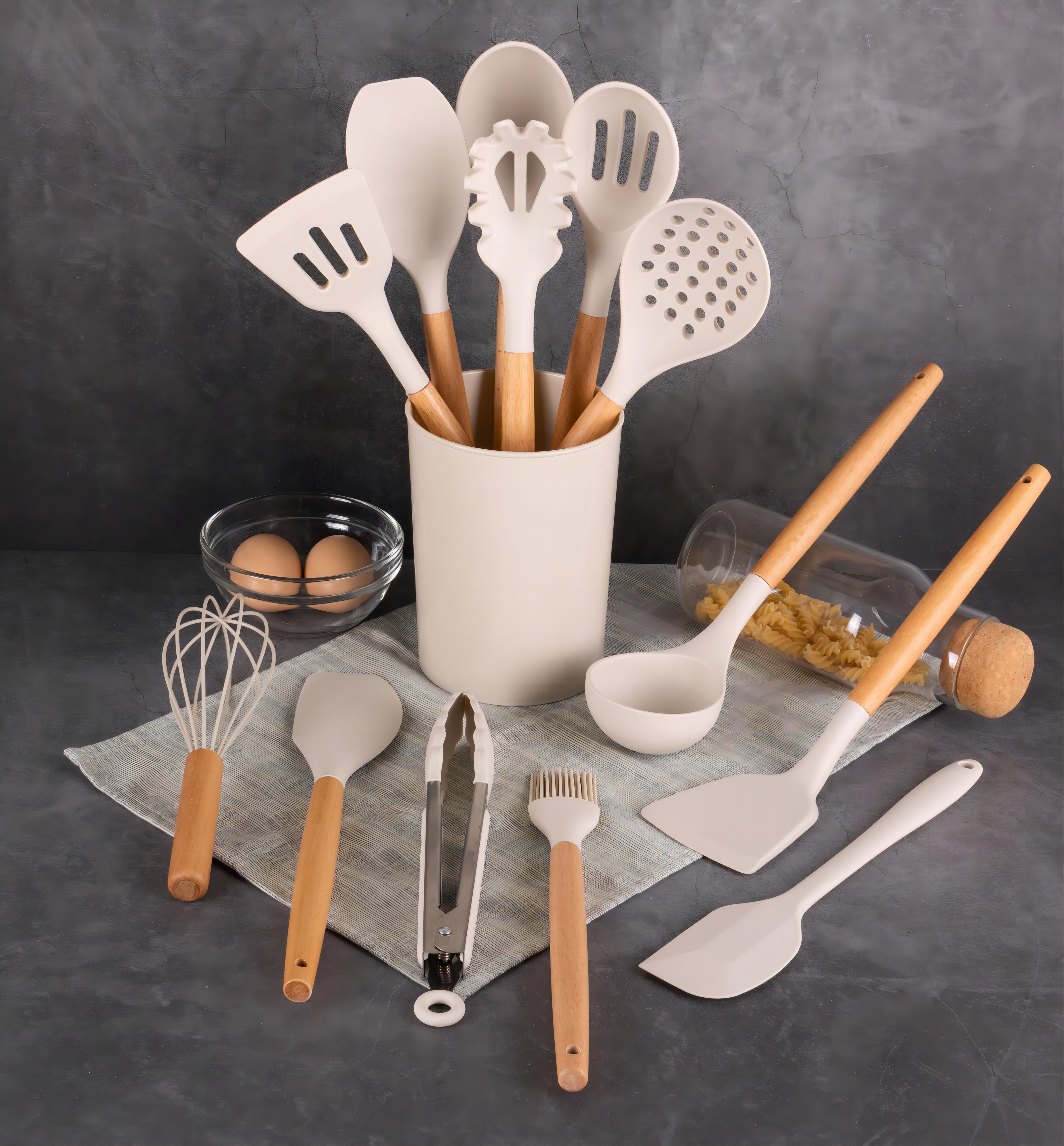 Non-Stick Safe 14pcs Cooking Utensil Set with Caddy - Ergonomic Kitchen Tongs and Cooking Spoon Utensil Detail