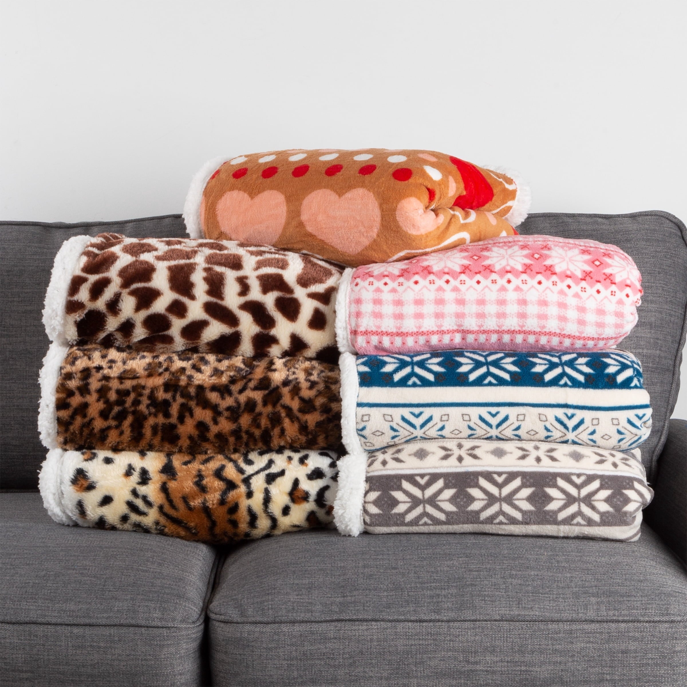 Super Soft Flannel 50x60-Inch Machine Washable Fleece Blanket with Snowflakes - Cozy Fleece Throw Blanket for Couch & Bed Detail