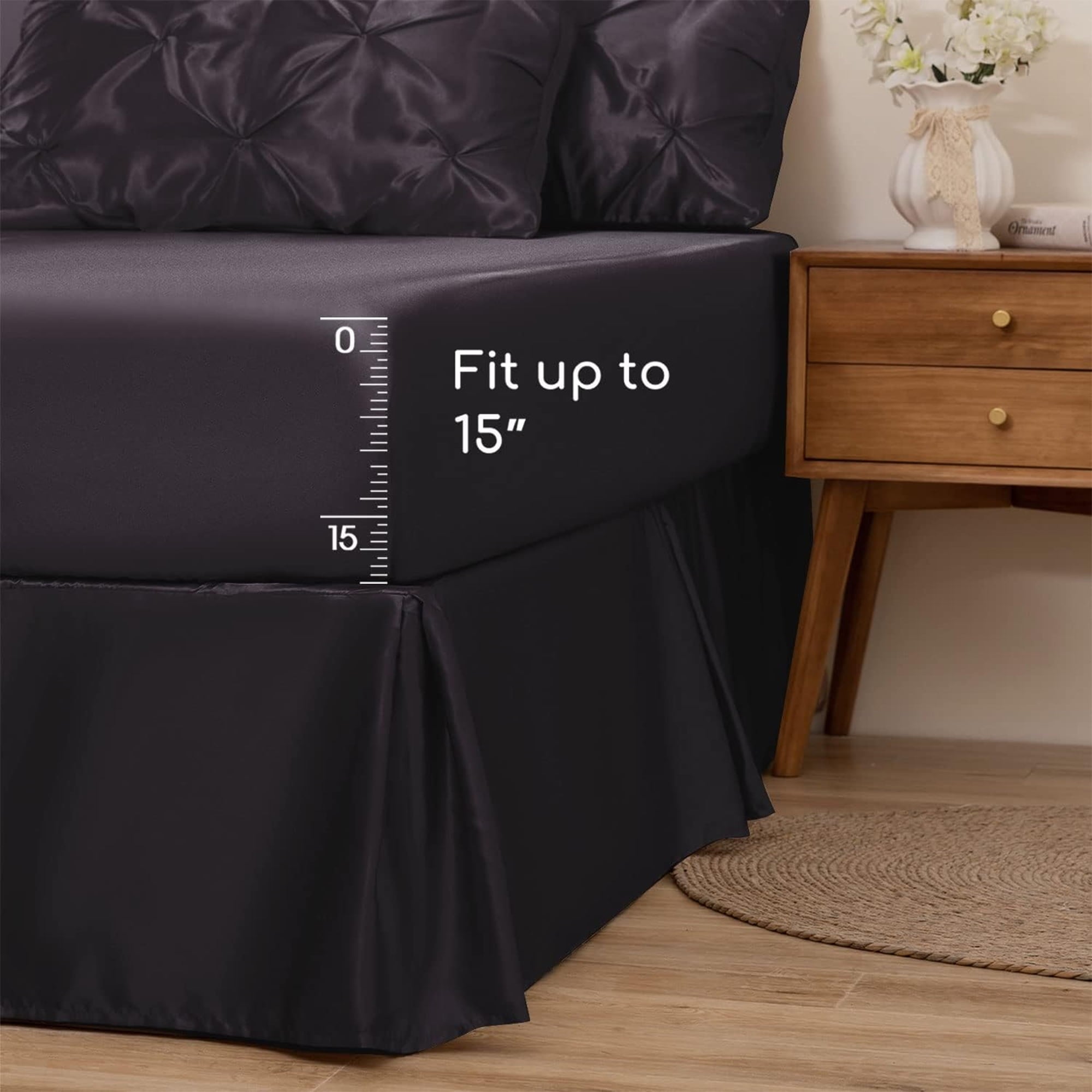 Fluffy Down Alternative Satin Comforter Set 7 Pieces Queen Size - Luxurious Pinch Pleat Bed in a Bag with Satin Comforter, Satin Sheets, Sati... - Luxurious Quilted Duvet Cover Set Detail