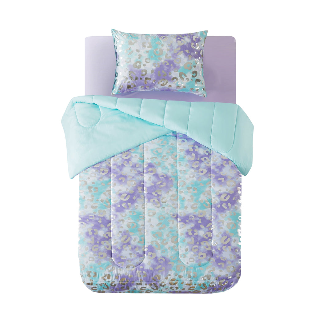 Fluffy Down Alternative 5-Piece Purple Metallic Foil Cheetah Bedding Set for Kids with Storage Bag, Twin - All-Season Down Alternative Comforter Insert Detail