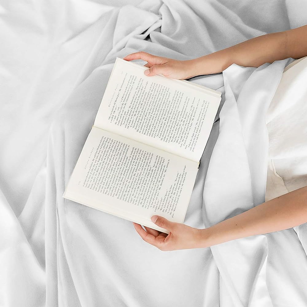 Cooling Sateen 4-Piece Ultra Soft & Comfy Hotel Luxury Sheet Set - Full Size Cooling Bed Sheet Fits 8"-16" Mattresses, White - Luxury Bed Sheet Set with Deep Pockets Detail