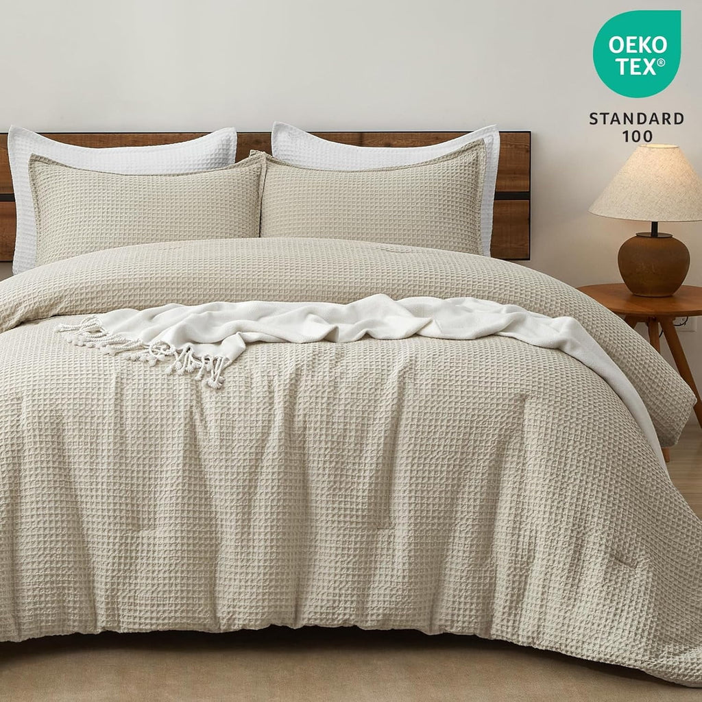 Heavyweight Warmth 3-Piece Waffle Weave Comforter Set Queen Size, Lightweight Comfy Bedding Set for All Season, Ultra Soft Textured 1 Co... - All-Season Down Alternative Comforter Insert Detail